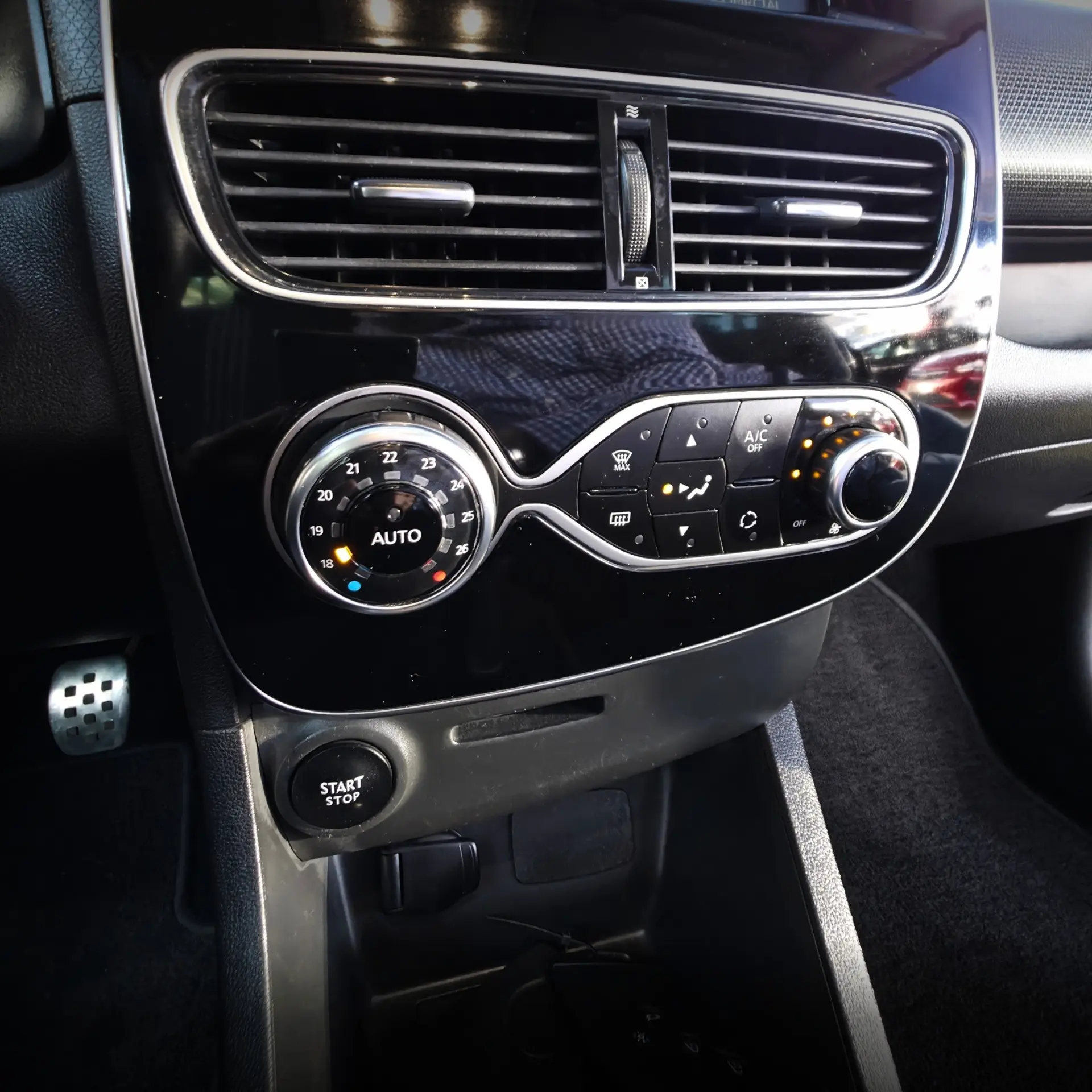 Renault Clio 0.9 TCe GT Line 16