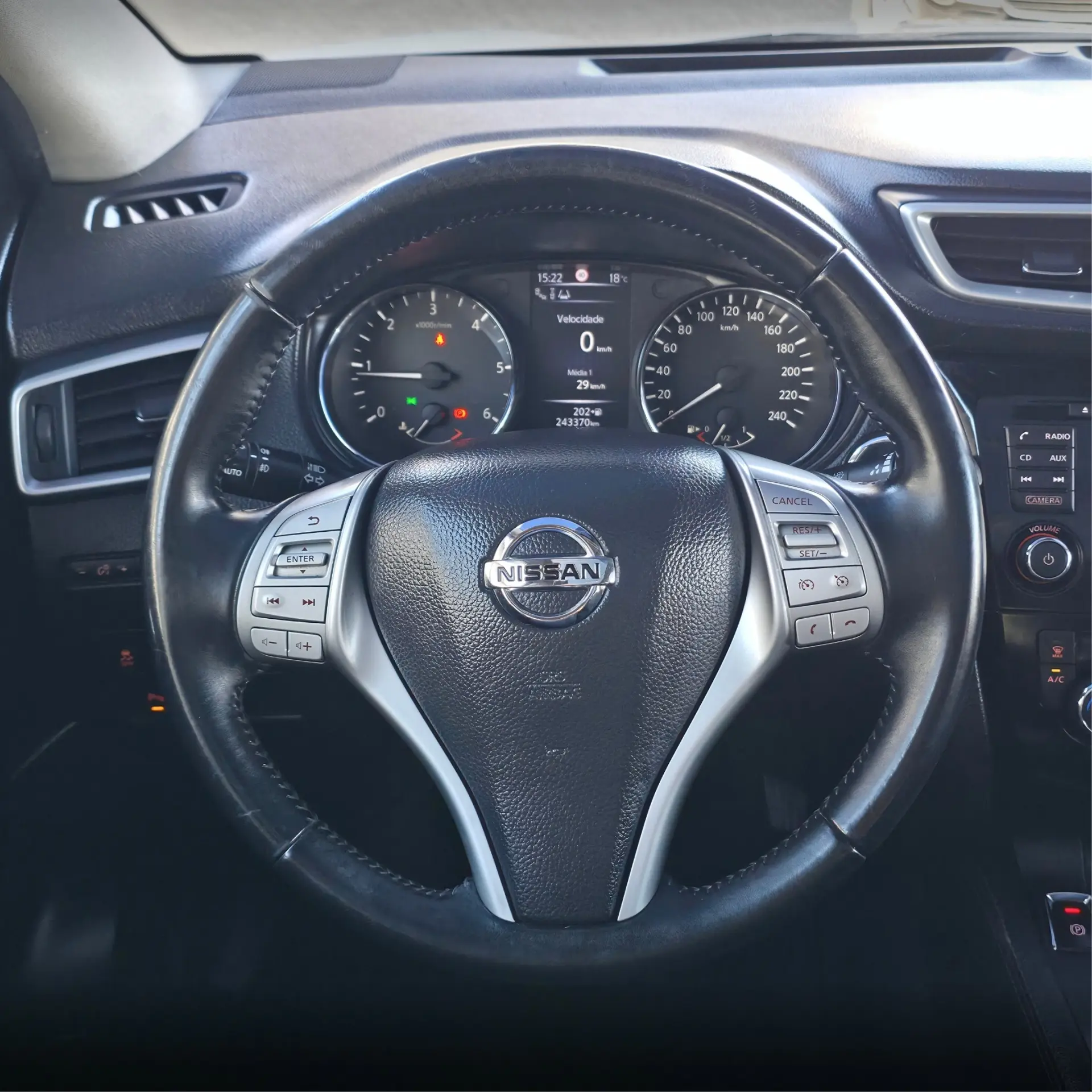 Nissan Qashqai 1.6 dCi Tekna Premium 17 Pele 17