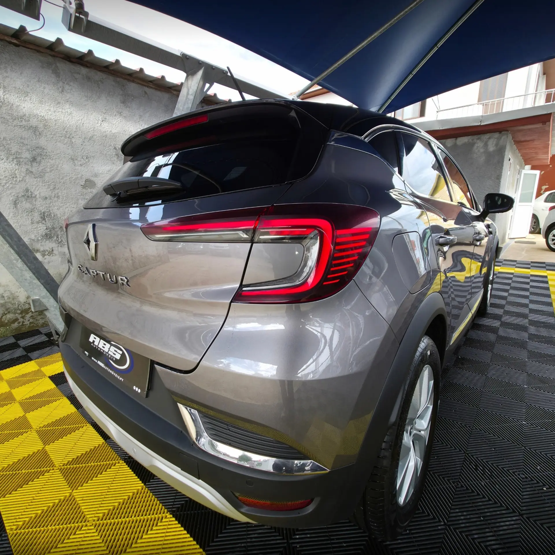 Renault Captur 1.0 TCe Intens 15
