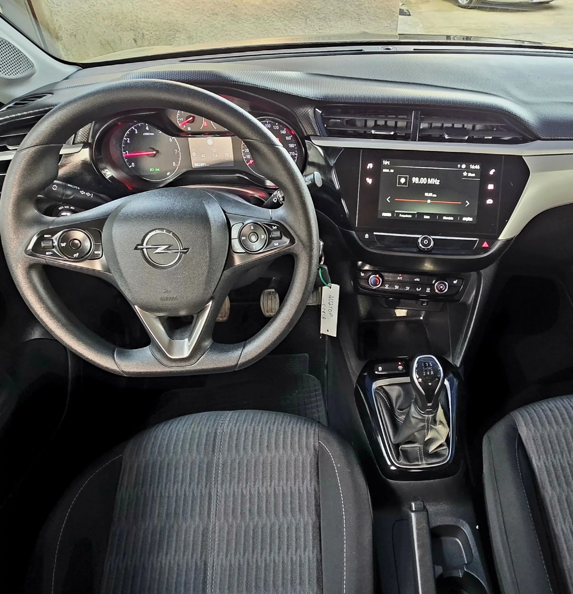 Opel Corsa 1.2 Elegance 7