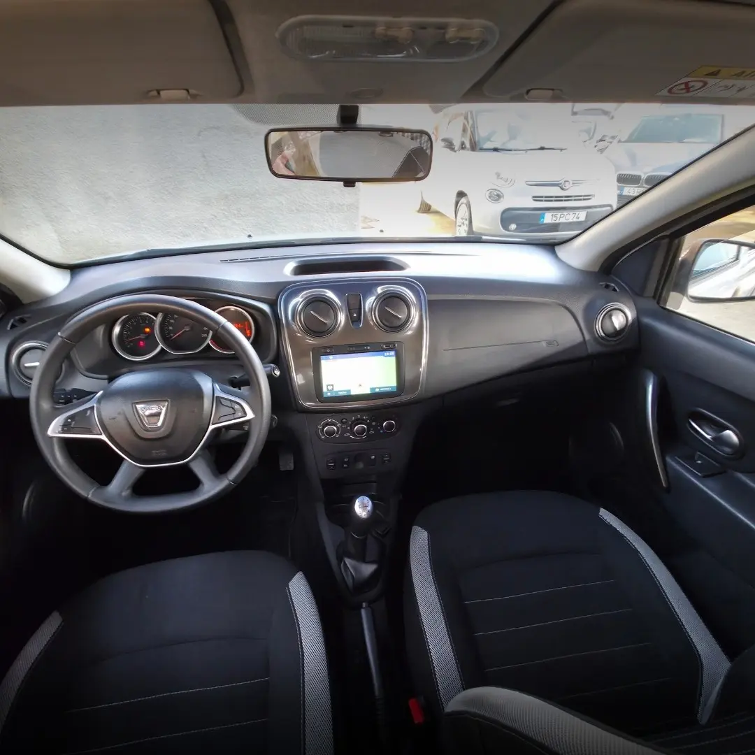 Dacia Sandero 0.9 TCe Stepway 8