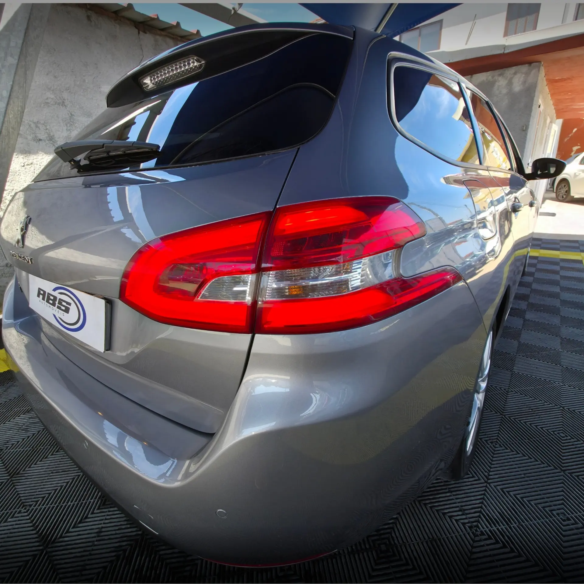 Peugeot 308 SW 1.6 BlueHDi Access 10