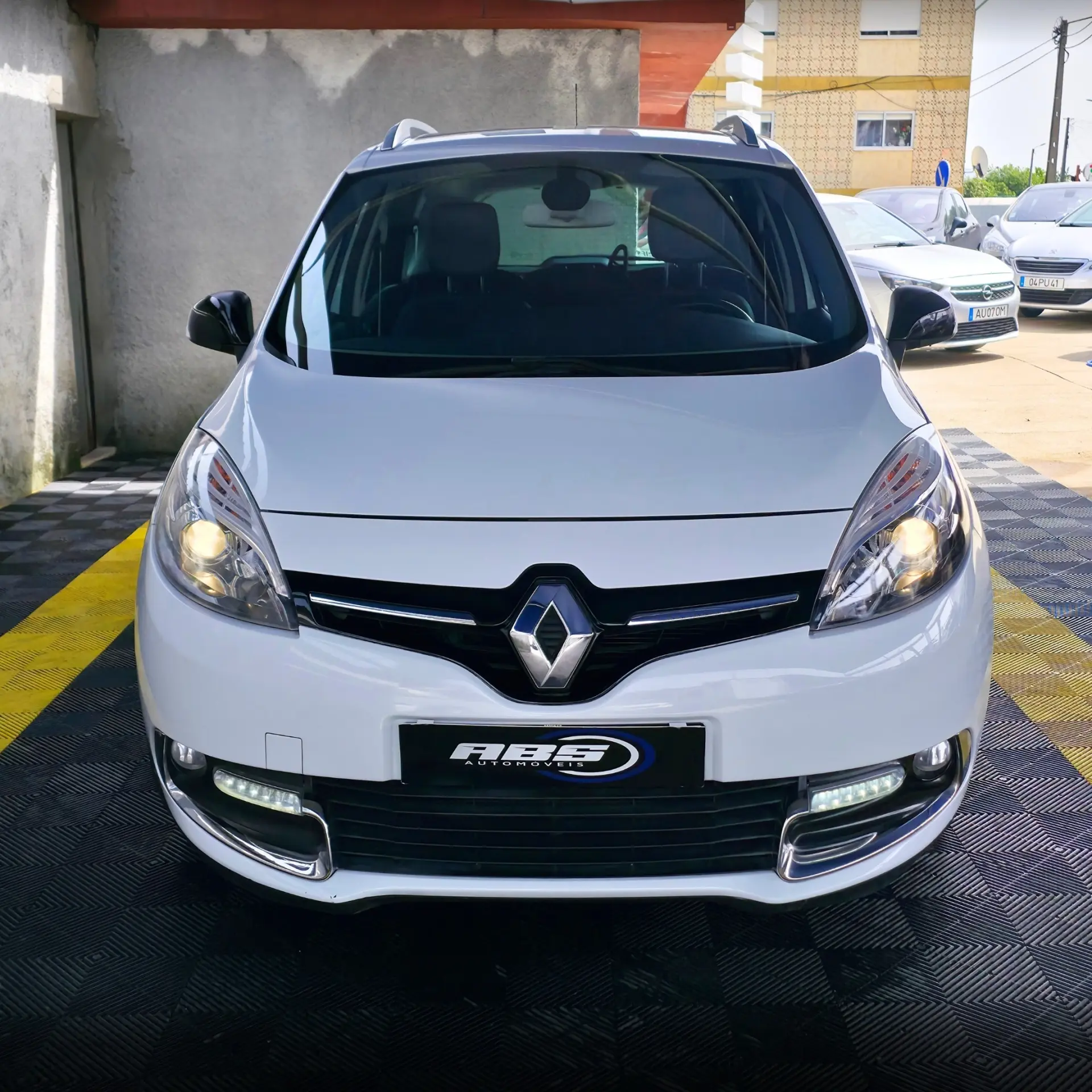 Renault Grand Scénic Energy dCi 110 S&S Bose Edition 6