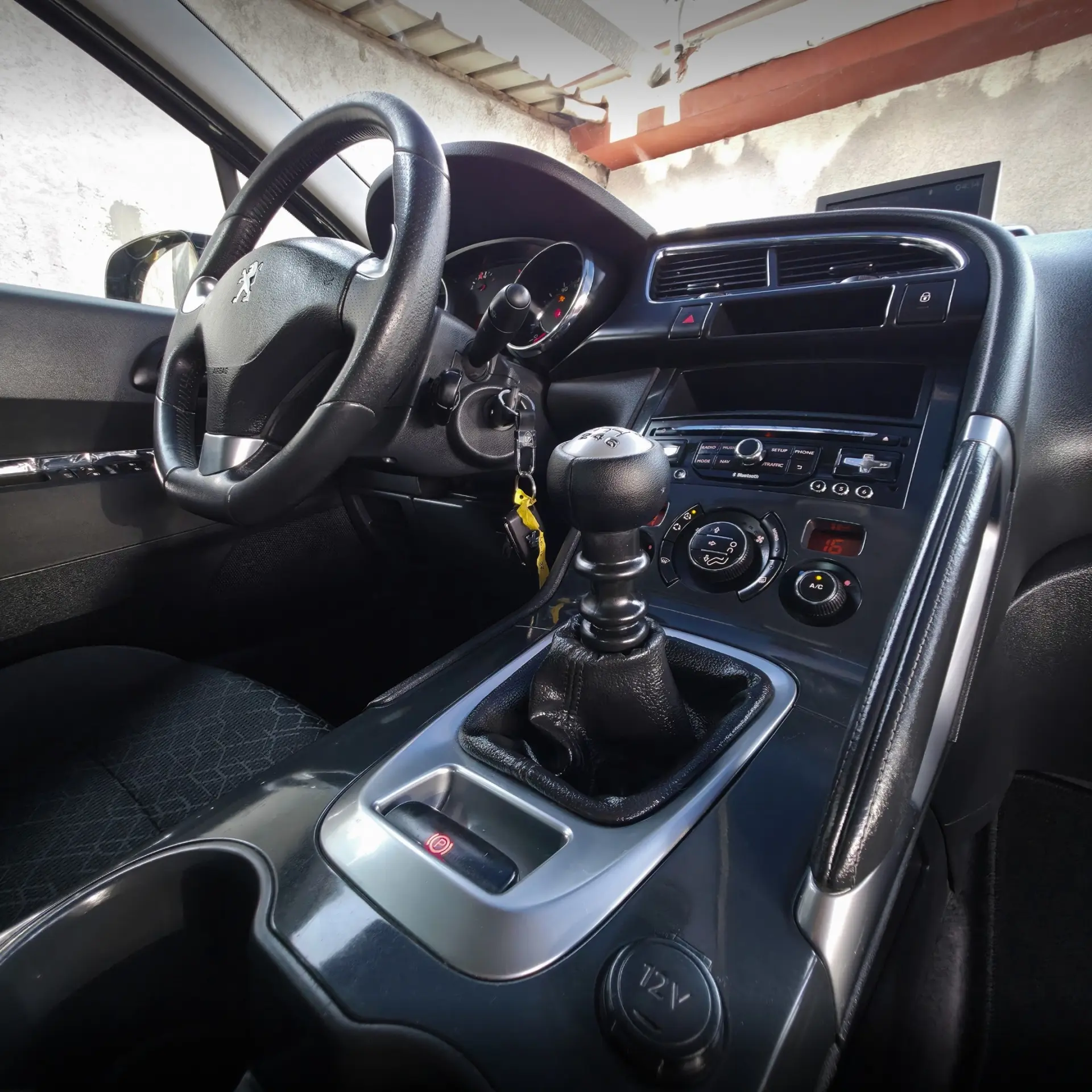Peugeot 3008 1.6 BlueHDi Style 15