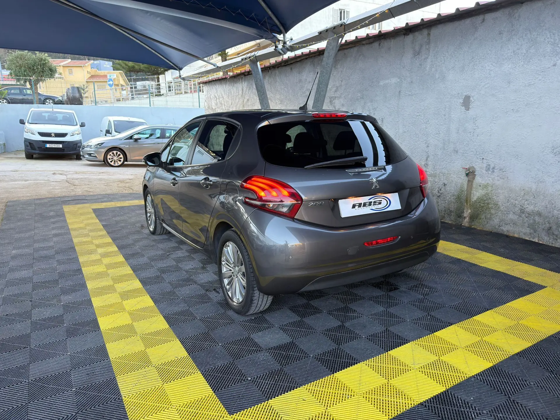 Peugeot 208 1.2 PureTech Style 2