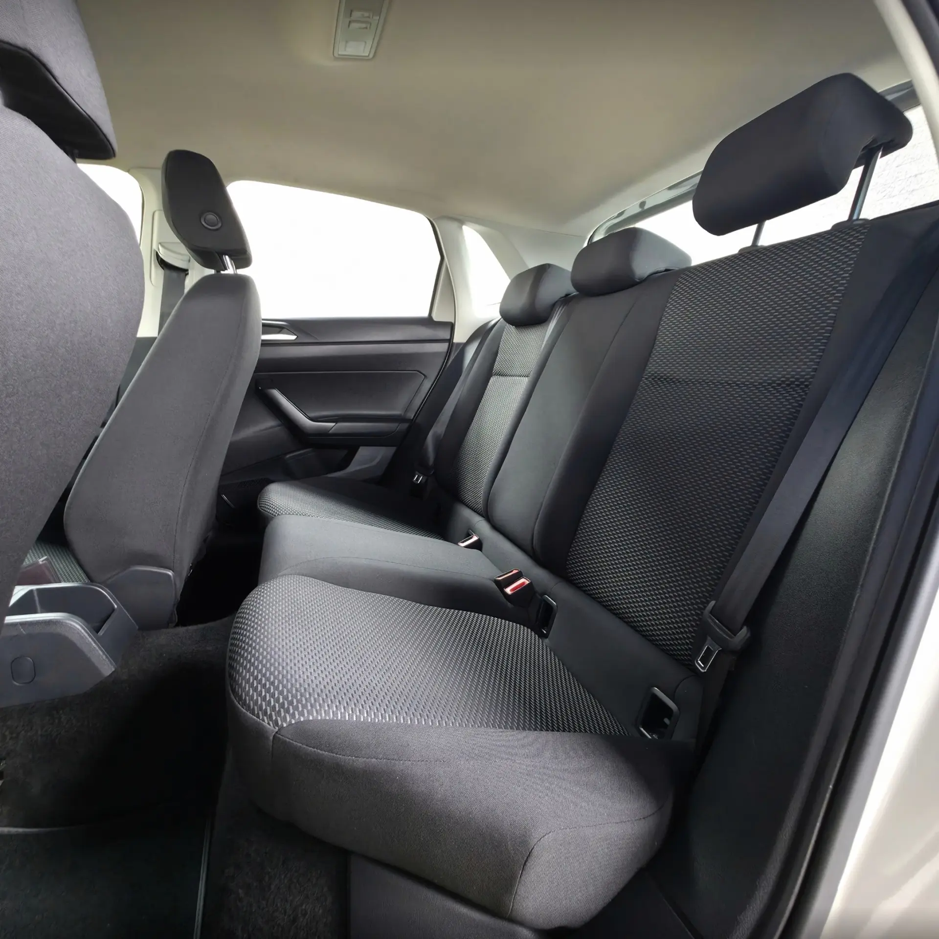 Volkswagen Polo 1.0 Trendline 38