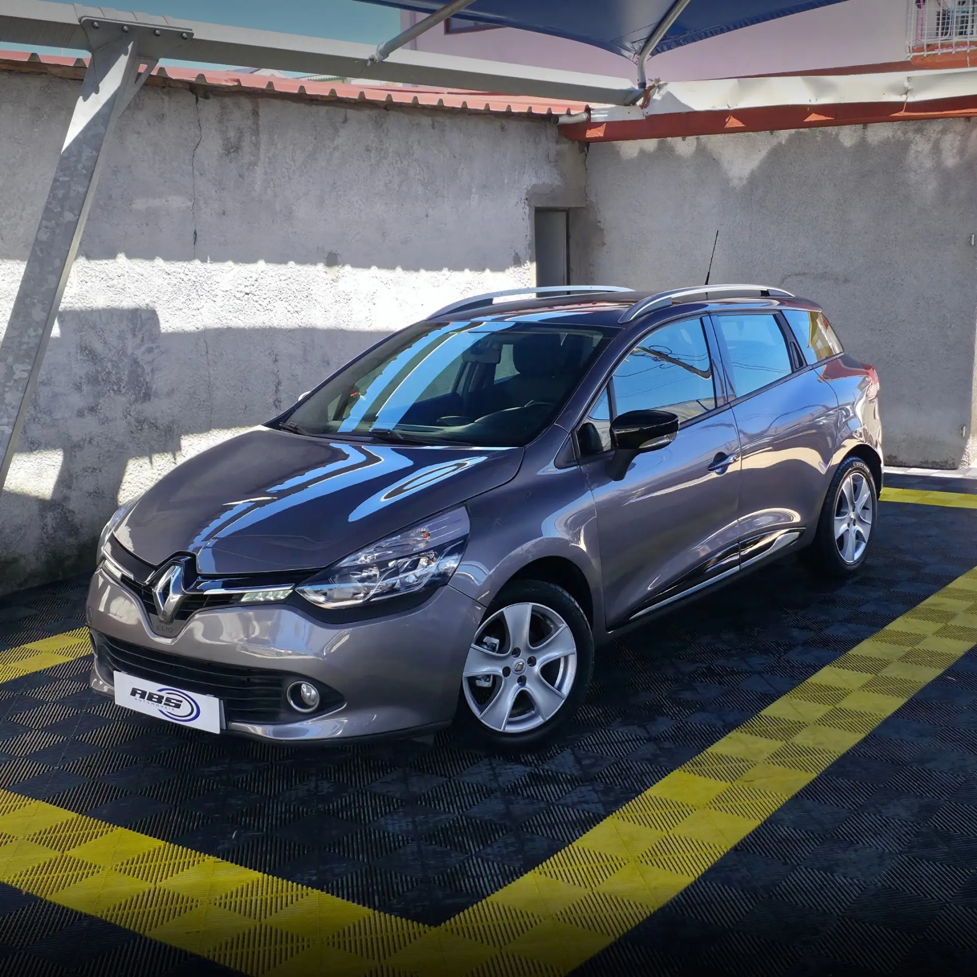 Renault Clio 1.5 dCi Limited 1