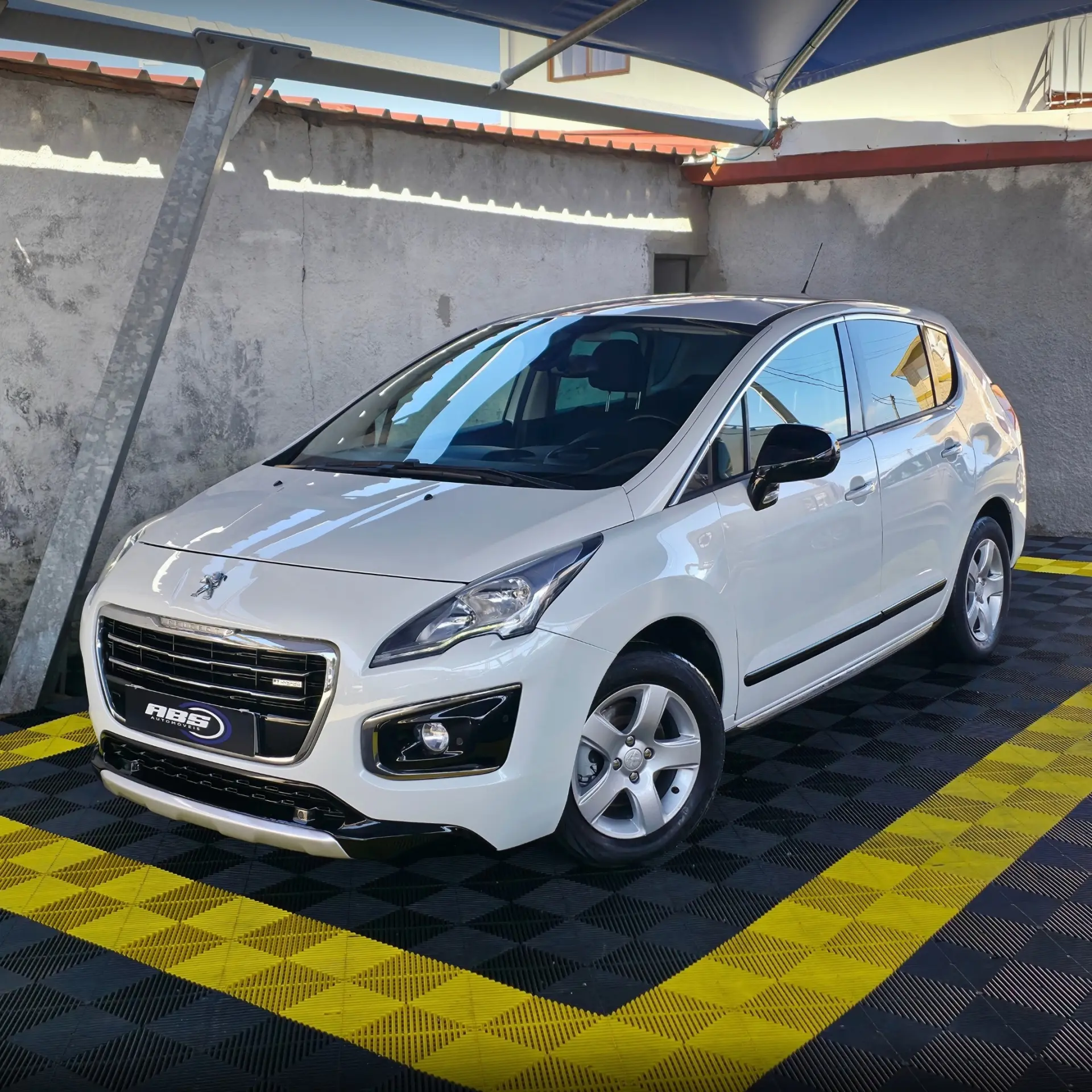 Peugeot 3008 2.0 HDi Hybrid4 85g 1