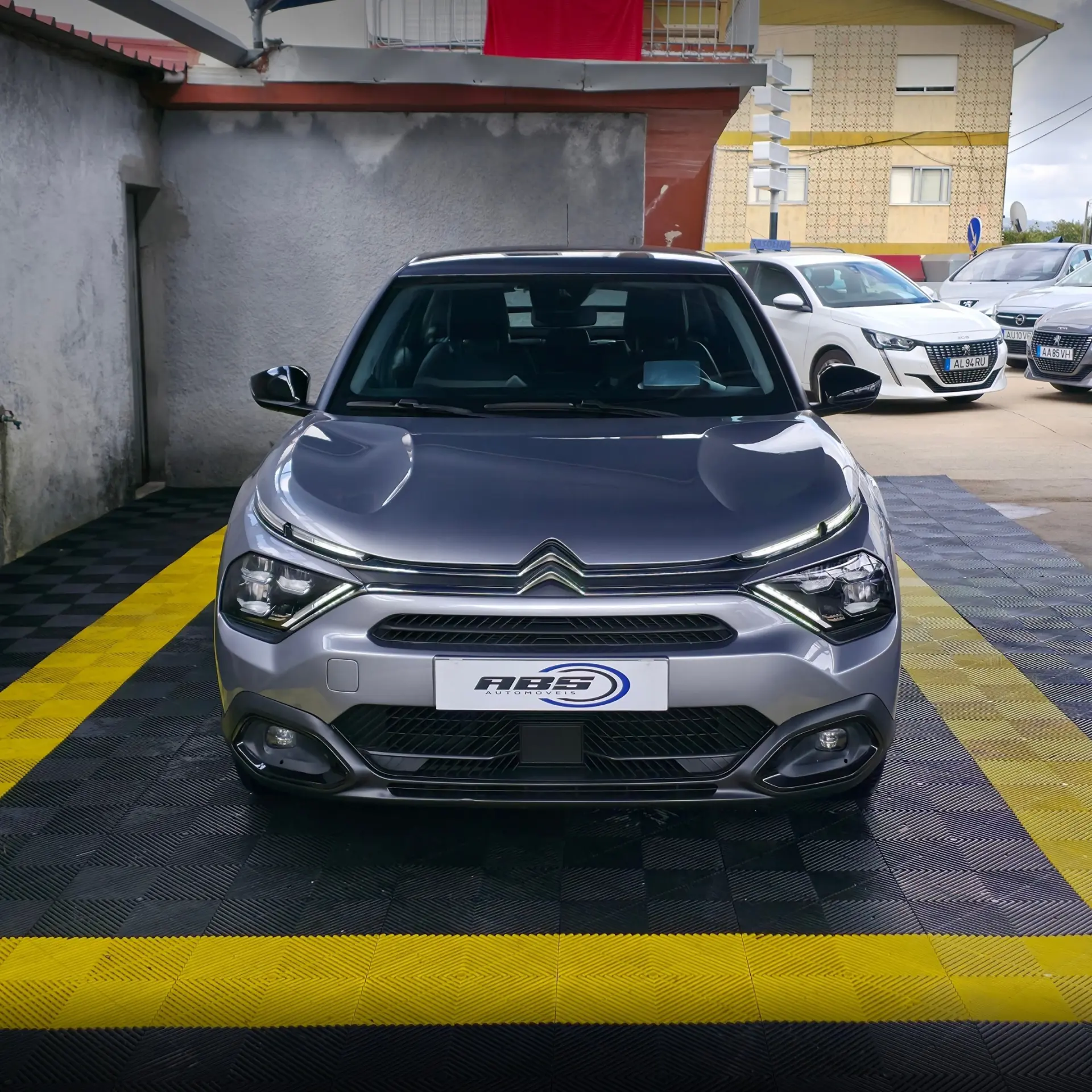 Citroen C4 1.5 BlueHDi Shine Pack EAT8 5