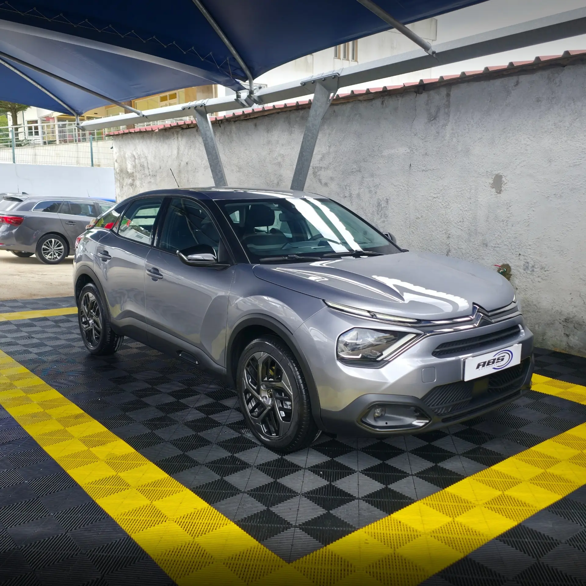 Citroen C4 1.5 BlueHDi Shine Pack EAT8 3