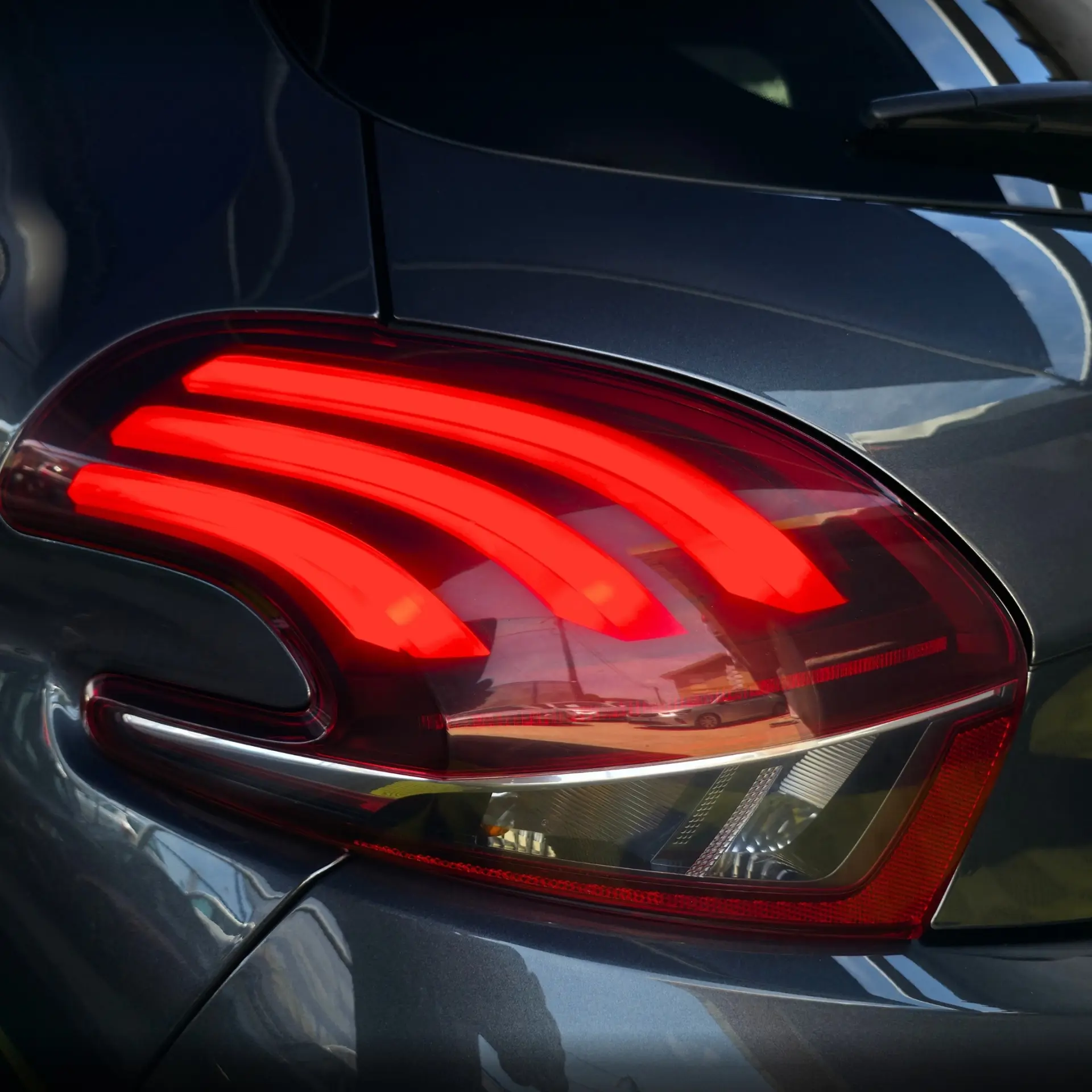 Peugeot 208 1.2 PureTech Style 13