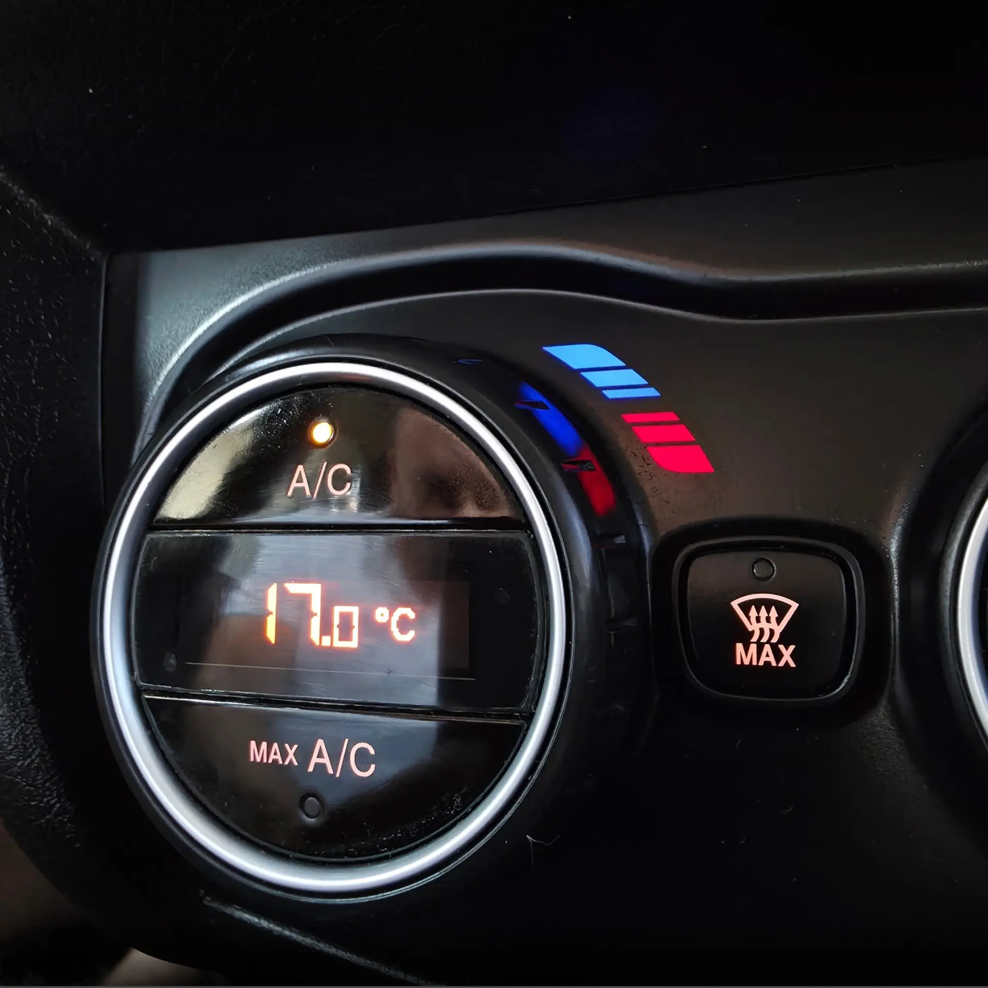 Renault Clio 1.0 TCe Intens Bi-Fuel 17