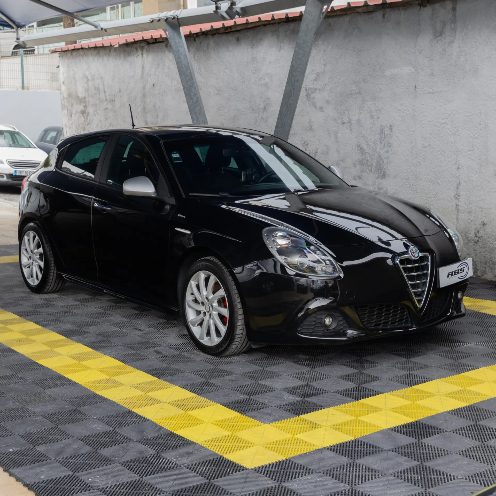 Alfa Romeo Giulietta 1.6 JTDm Veloce 3