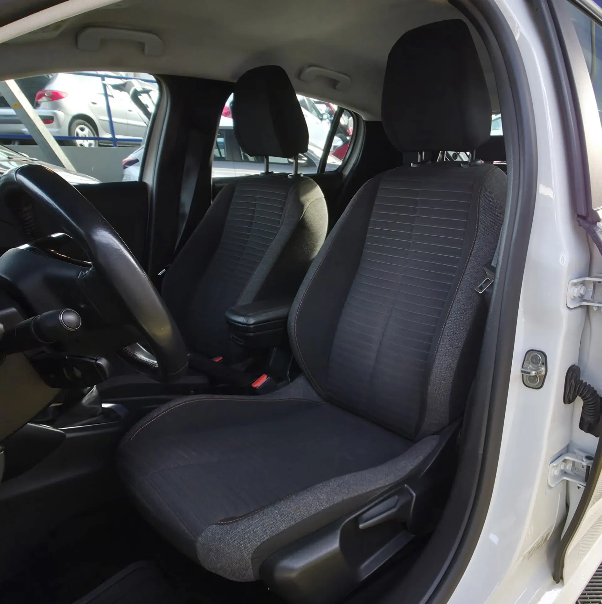 Peugeot 208 1.5 BlueHDi Active Business Pack 5