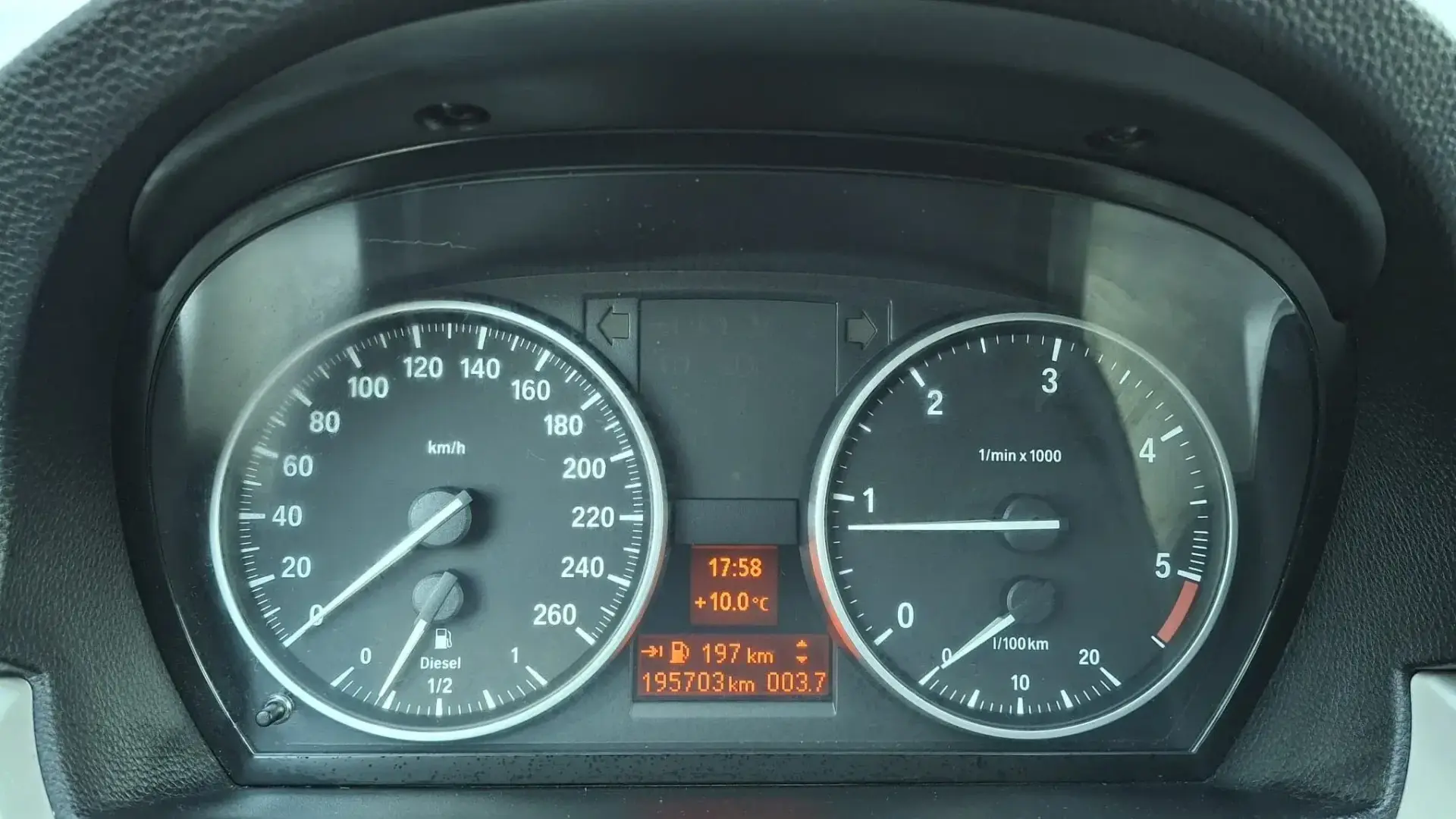 BMW 318 d Touring Navigation 10