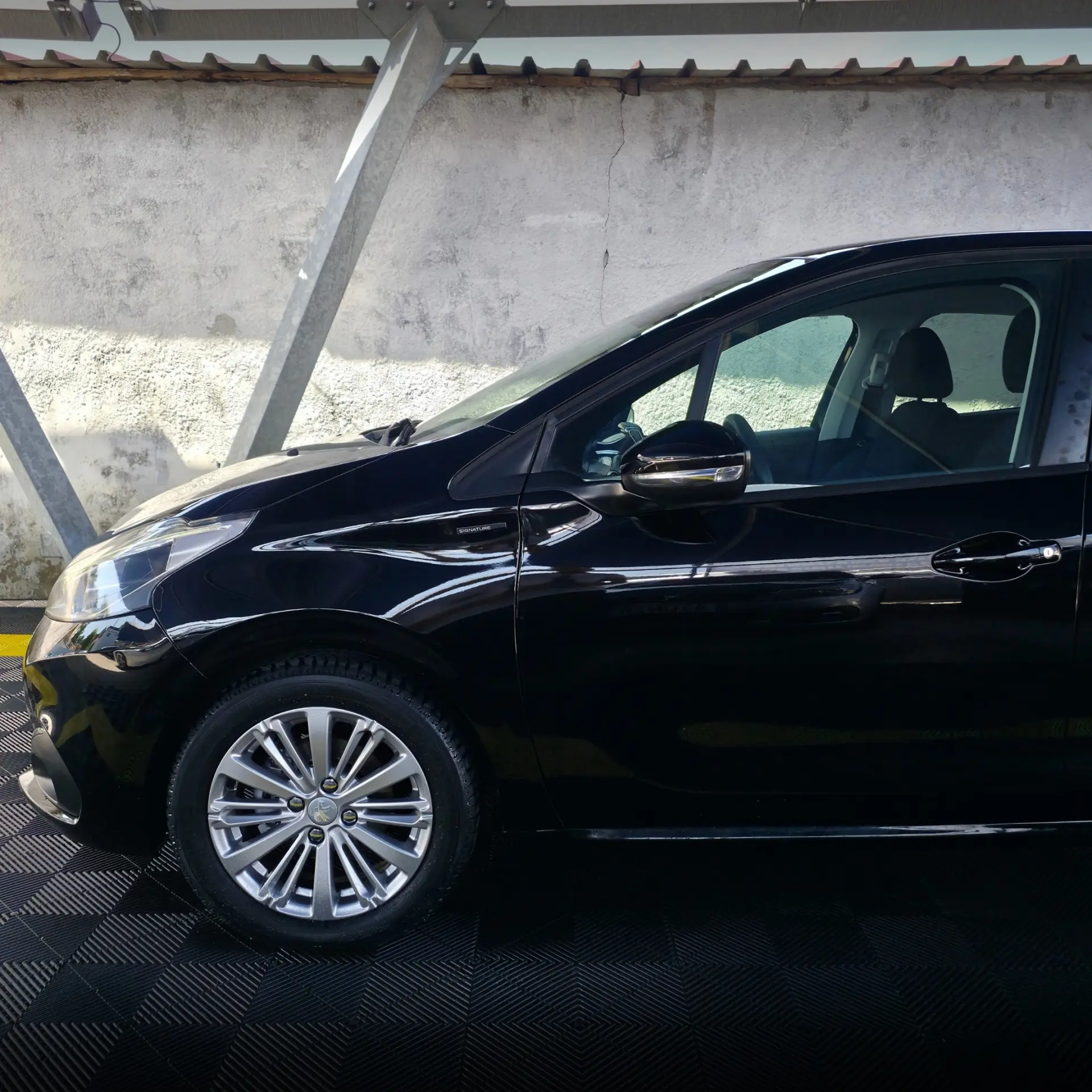Peugeot 208 1.2 PureTech Style 7