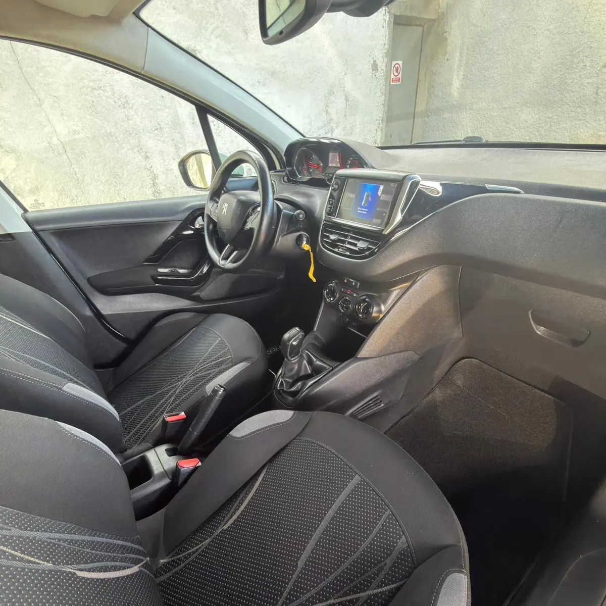 Peugeot 208 1.4 HDi Access 10