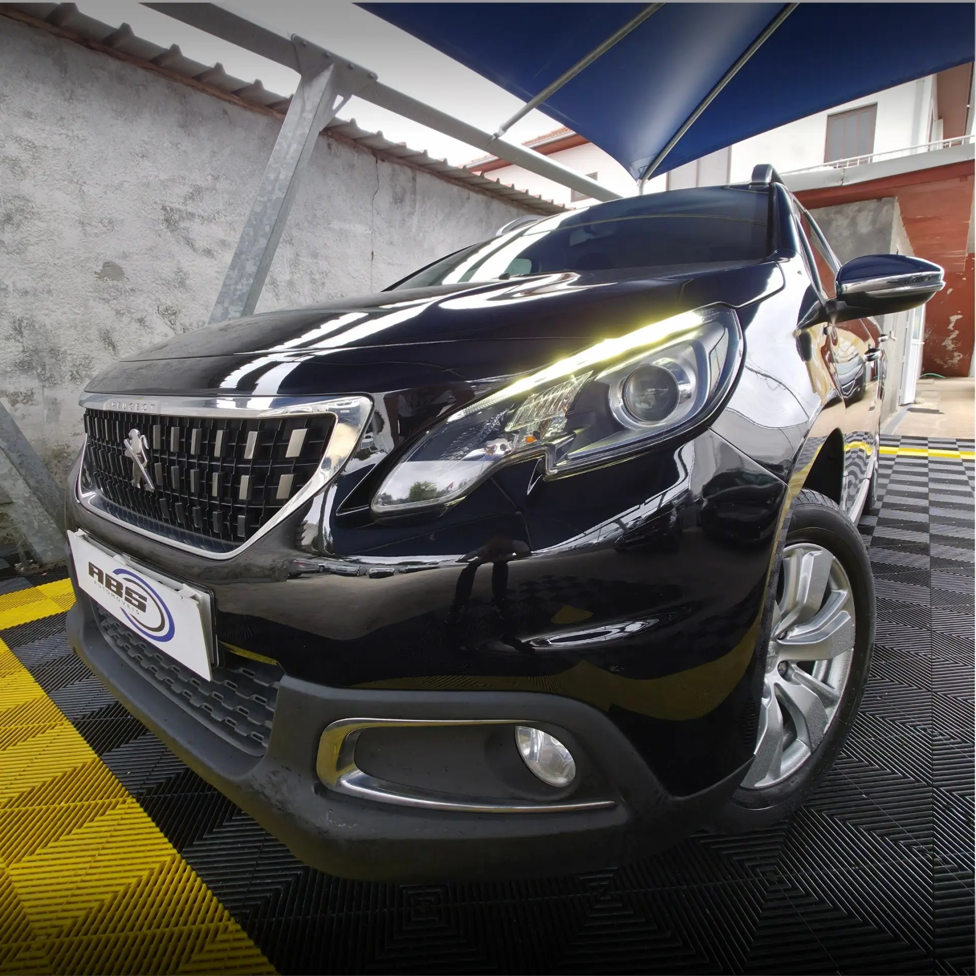 Peugeot 2008 1.2 PureTech Allure 7