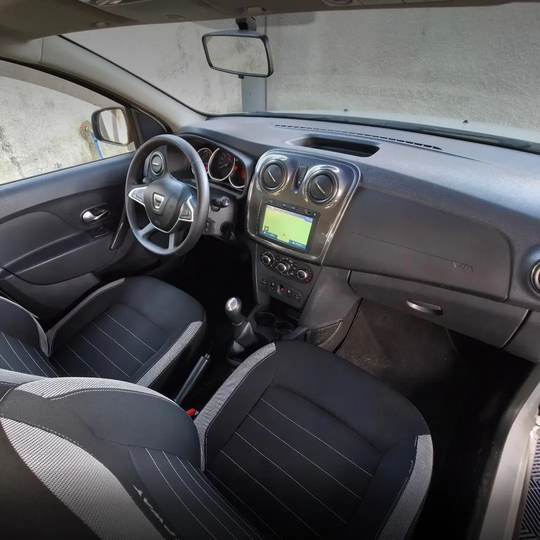 Dacia Sandero 0.9 TCe Stepway 6