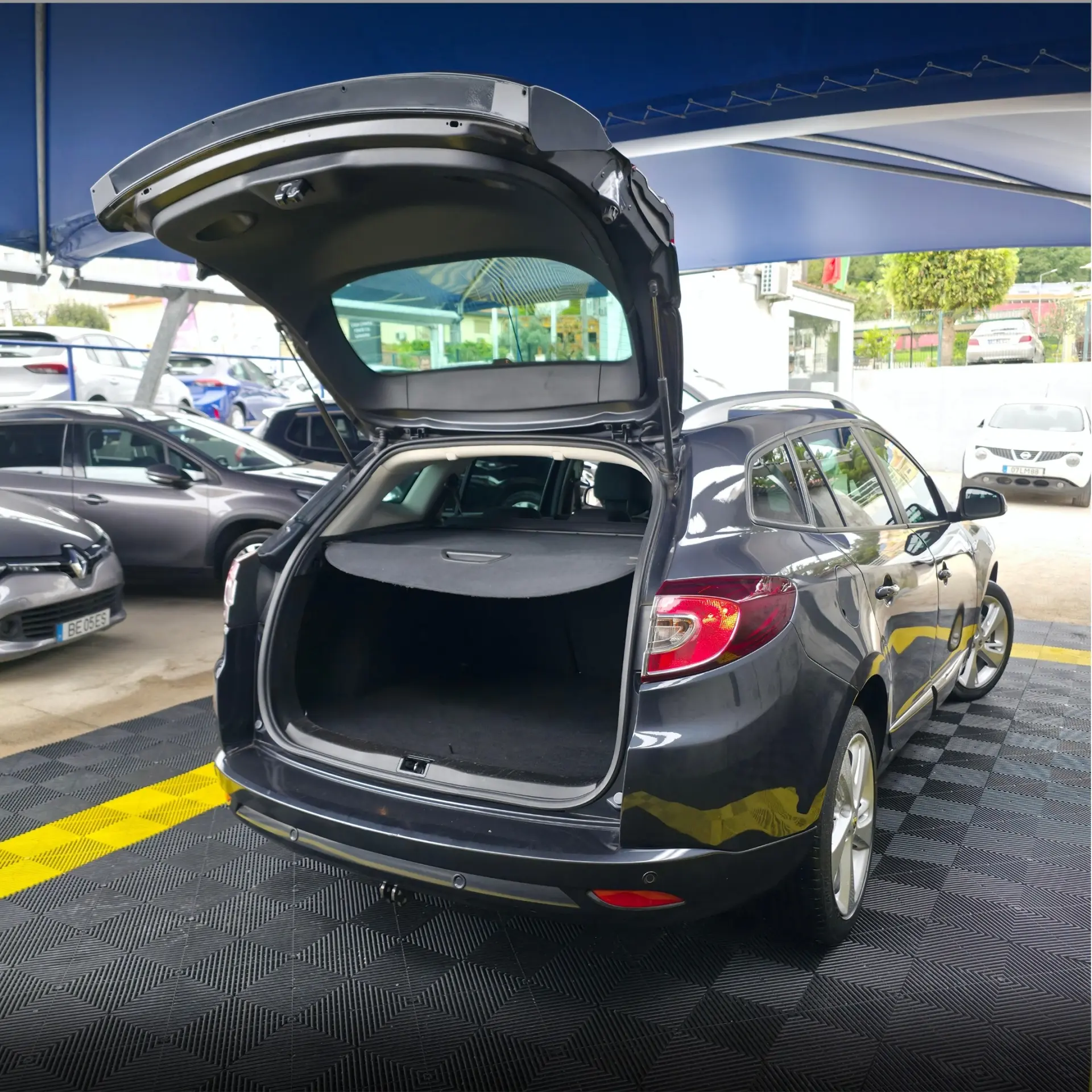 Renault Mégane Sport Tourer ENERGY TCe 115 Start & Stop Bose Edition 15