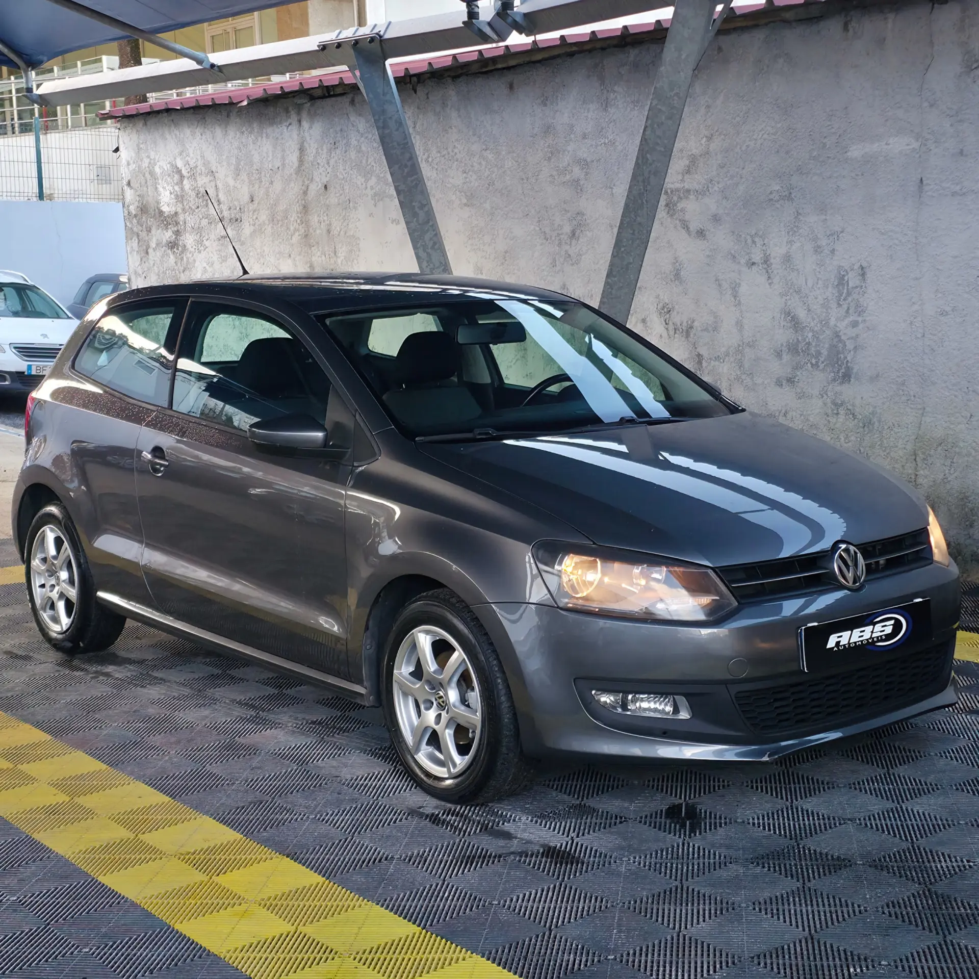 Volkswagen Polo 1.6 TDI Highline 3