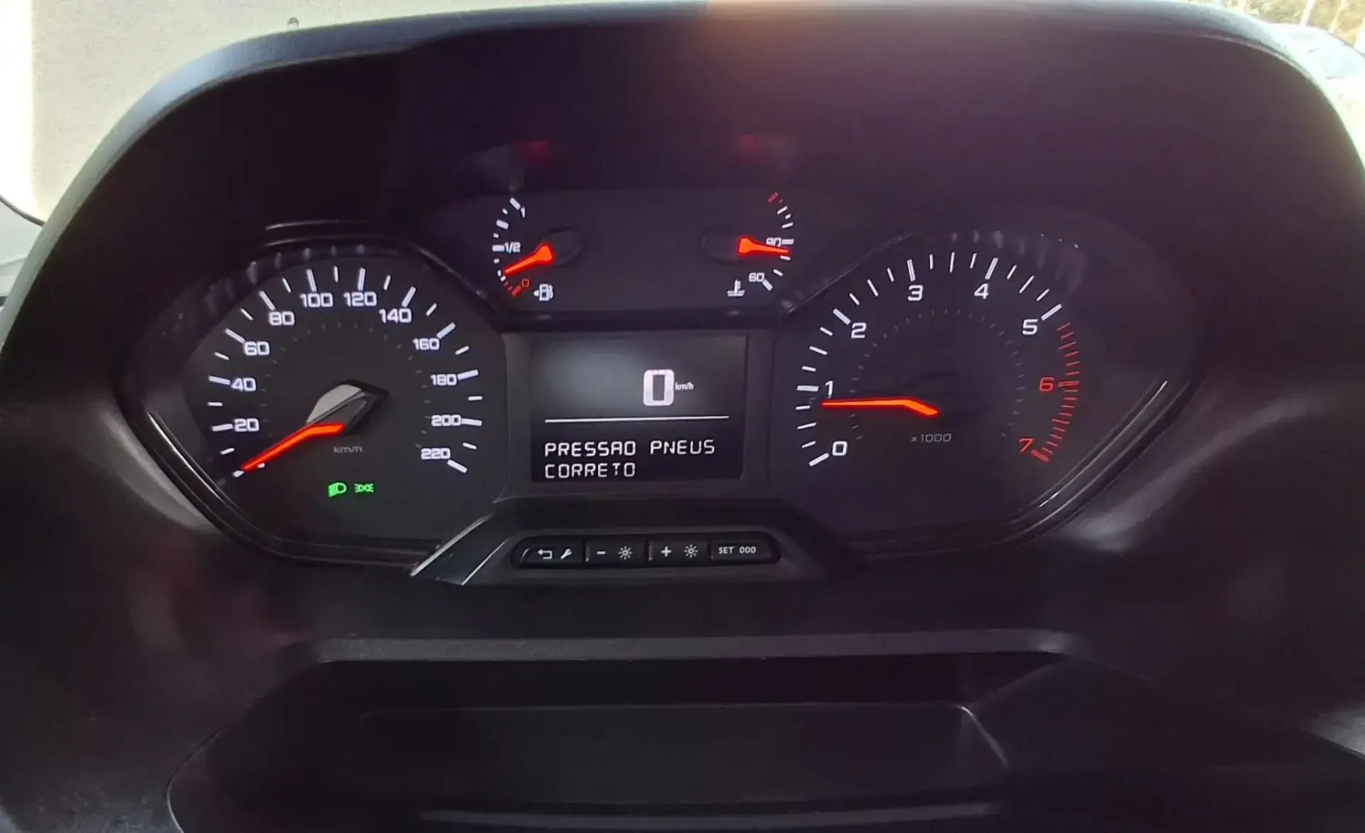 Peugeot Partner Outro 11