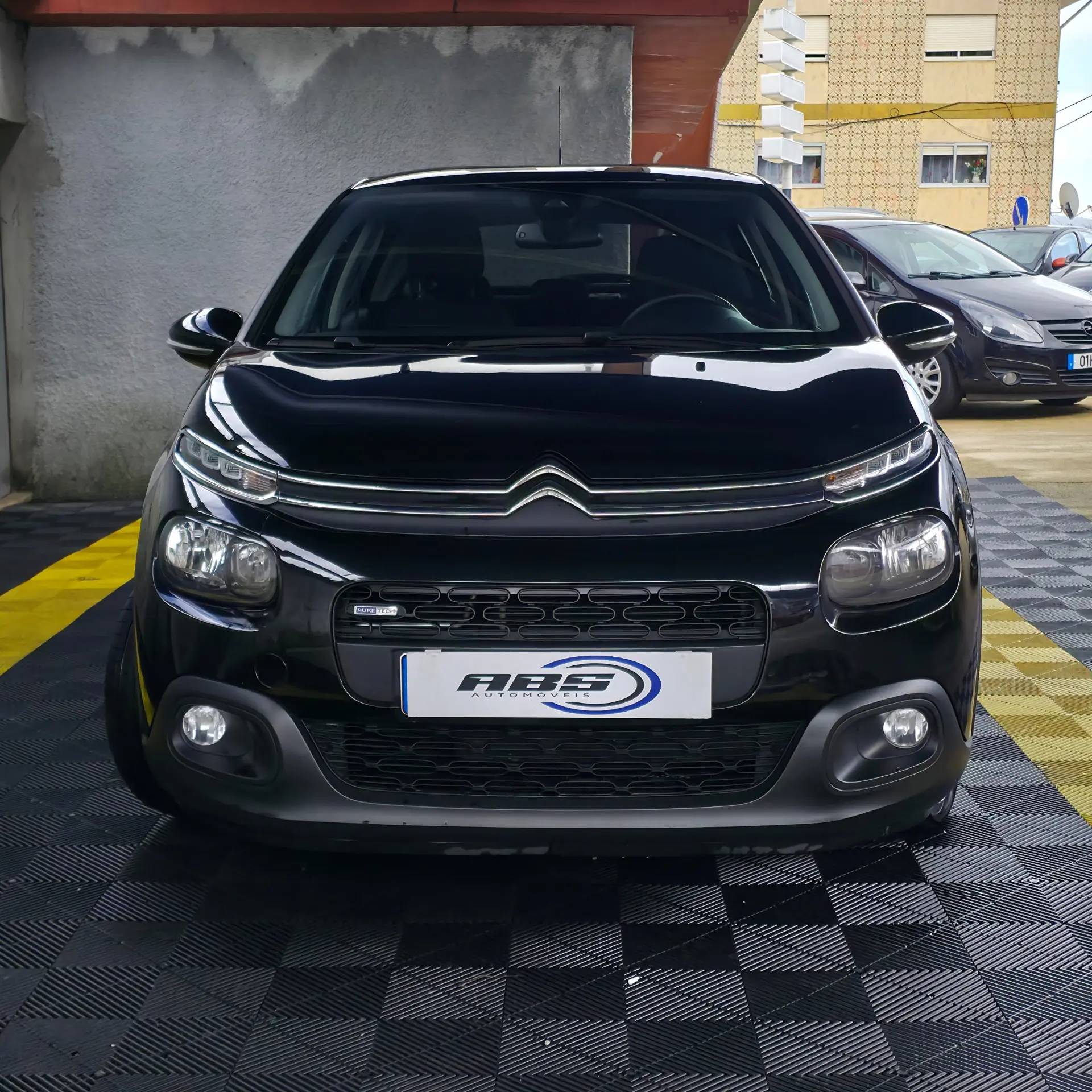 Citroën C3 1.2 PureTech Attraction 2