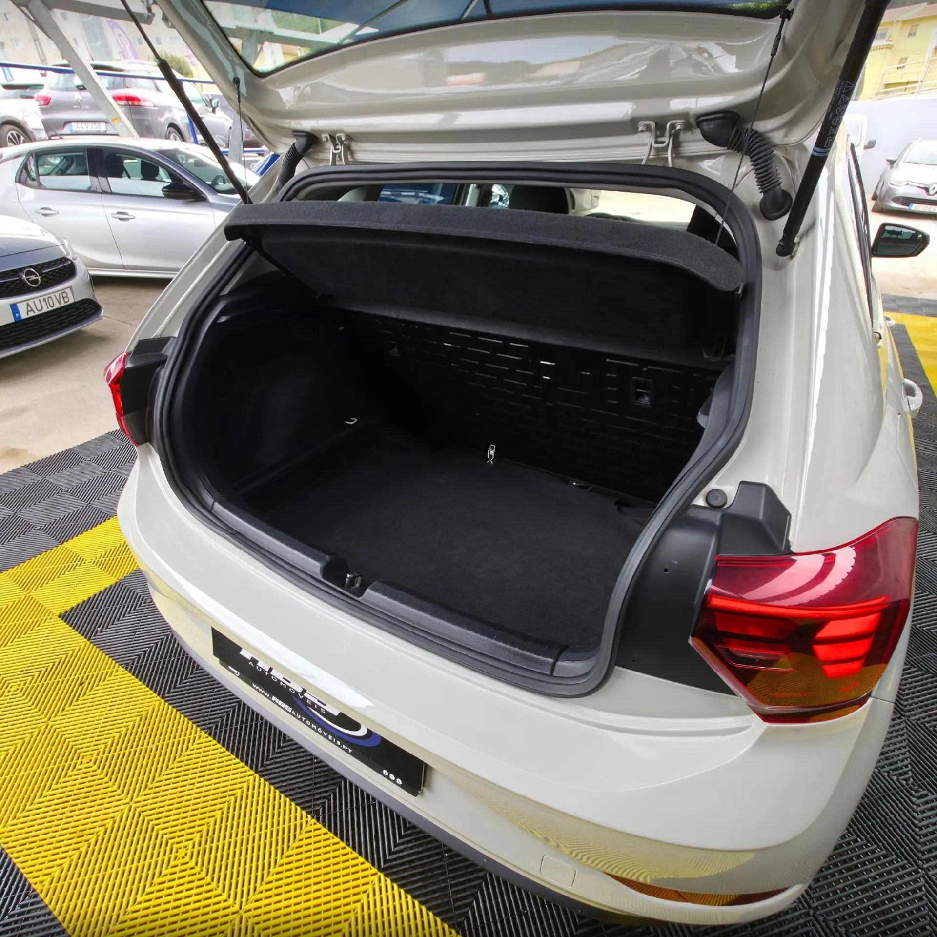 Volkswagen Polo 1.0 Trendline 20