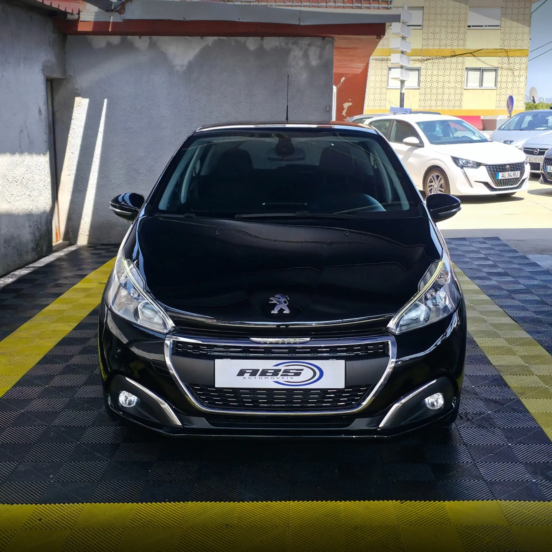 Peugeot 208 1.2 PureTech Style 5