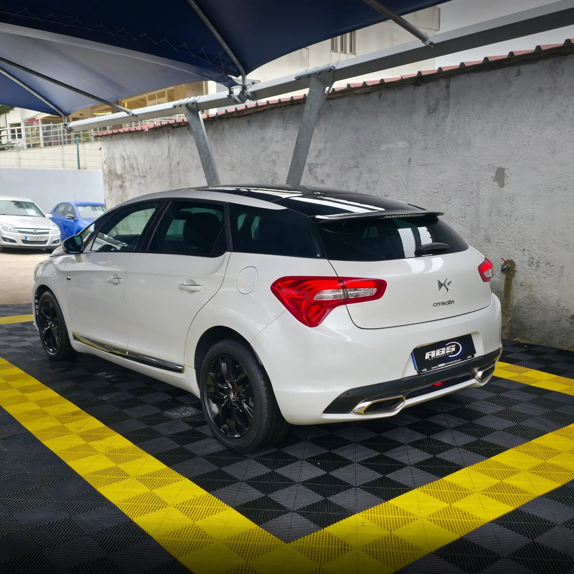 Citroen DS5 2.0 HDi Hybrid4 Sport Chic CMP6 4