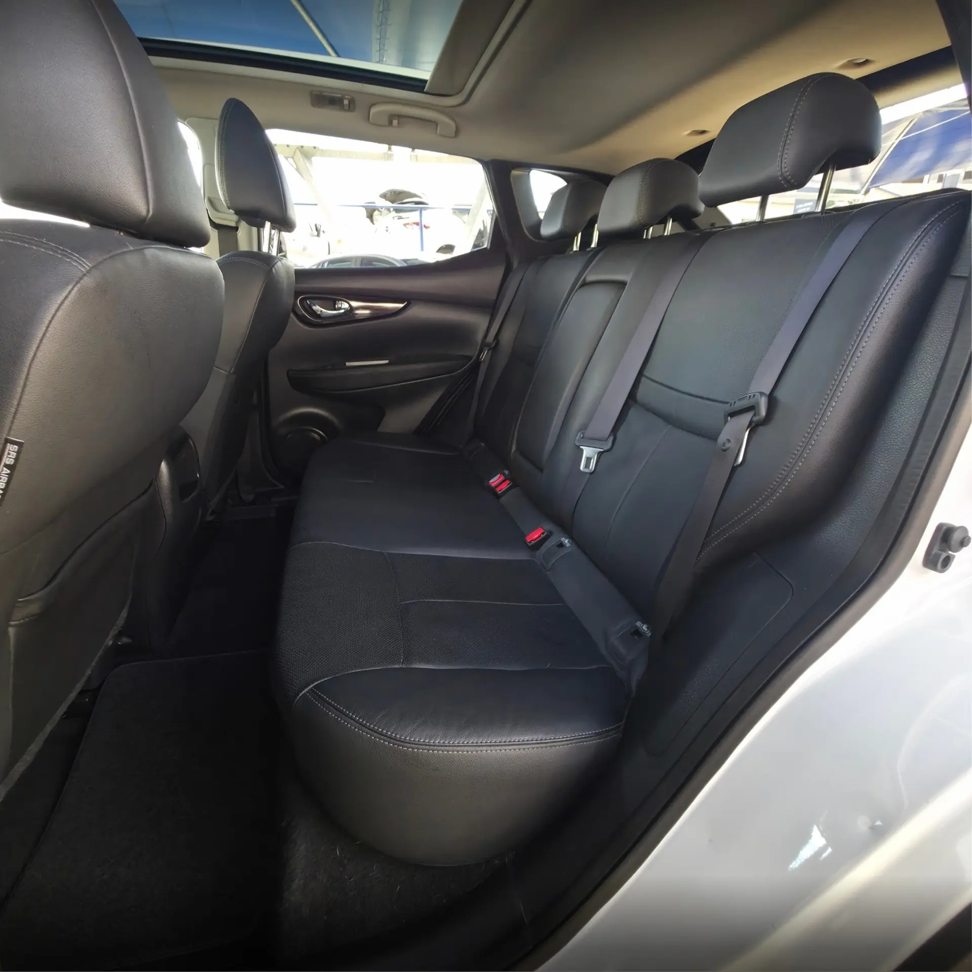 Nissan Qashqai 1.6 dCi Tekna Premium 17 Pele 30