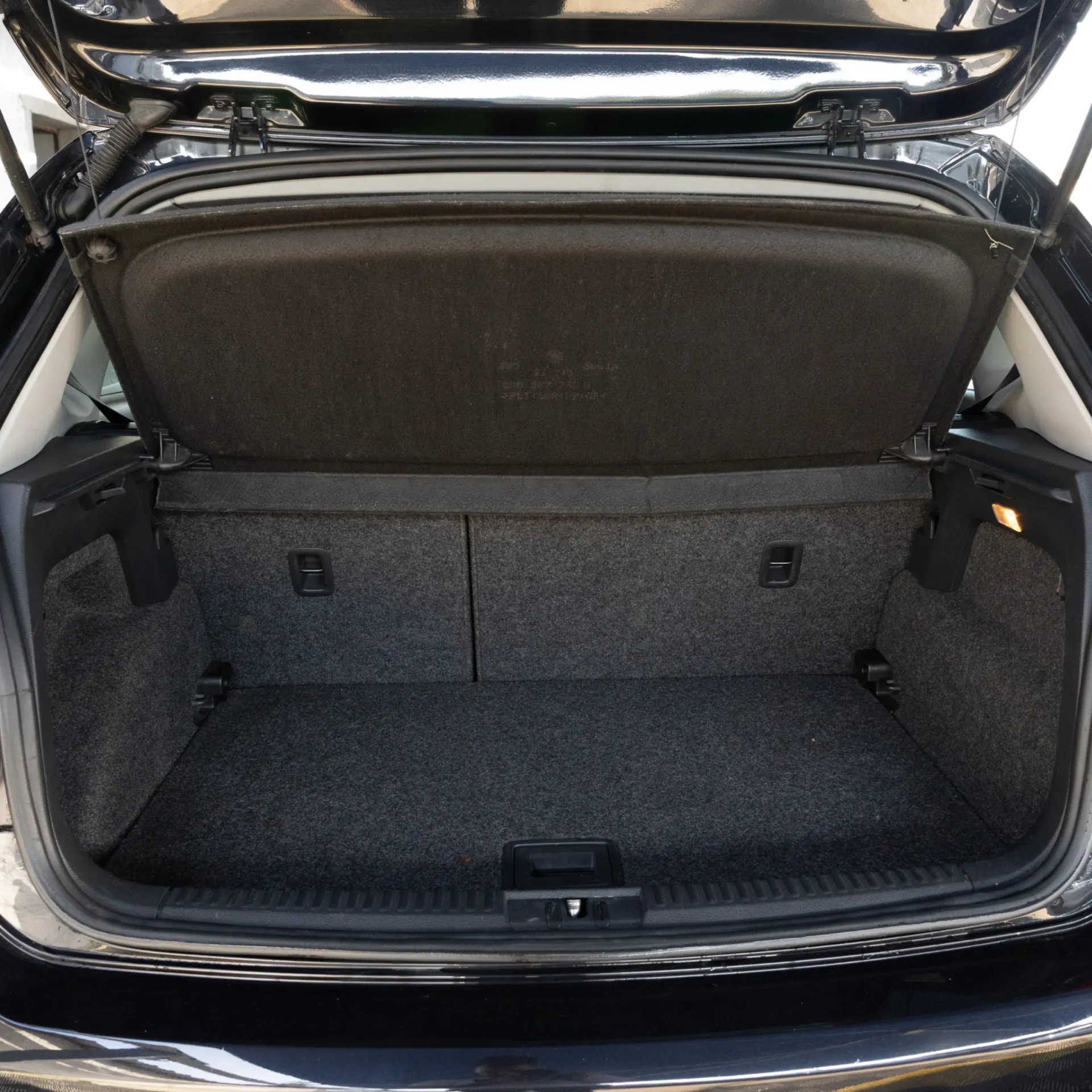 Volkswagen Polo 1.2 Confortline 8