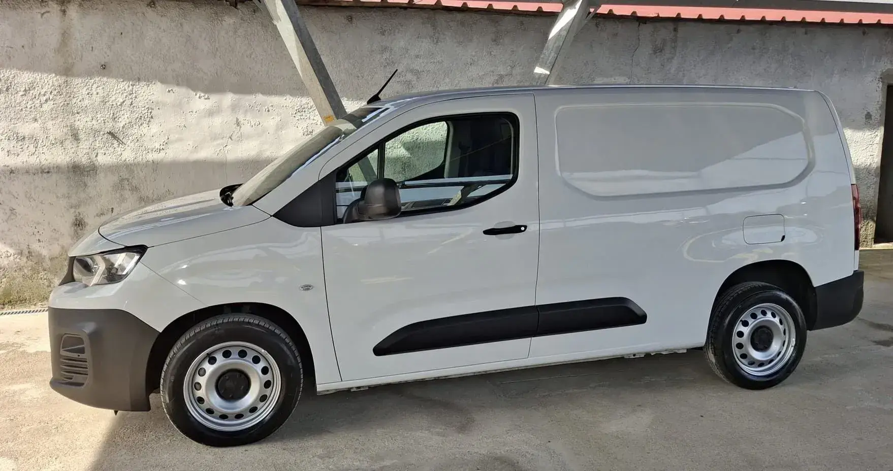 Peugeot Partner Outro 2