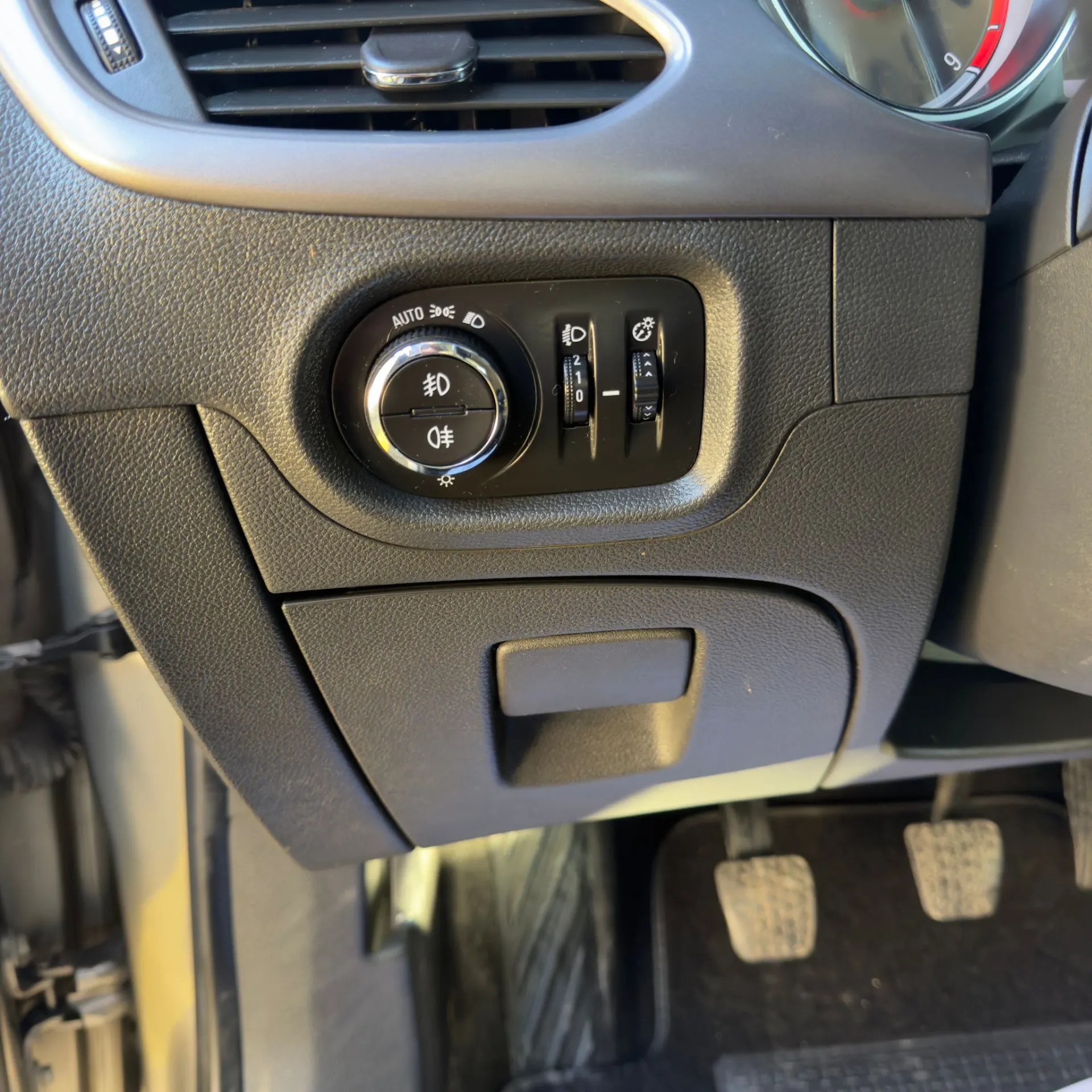 Opel Astra Sports Tourer 10