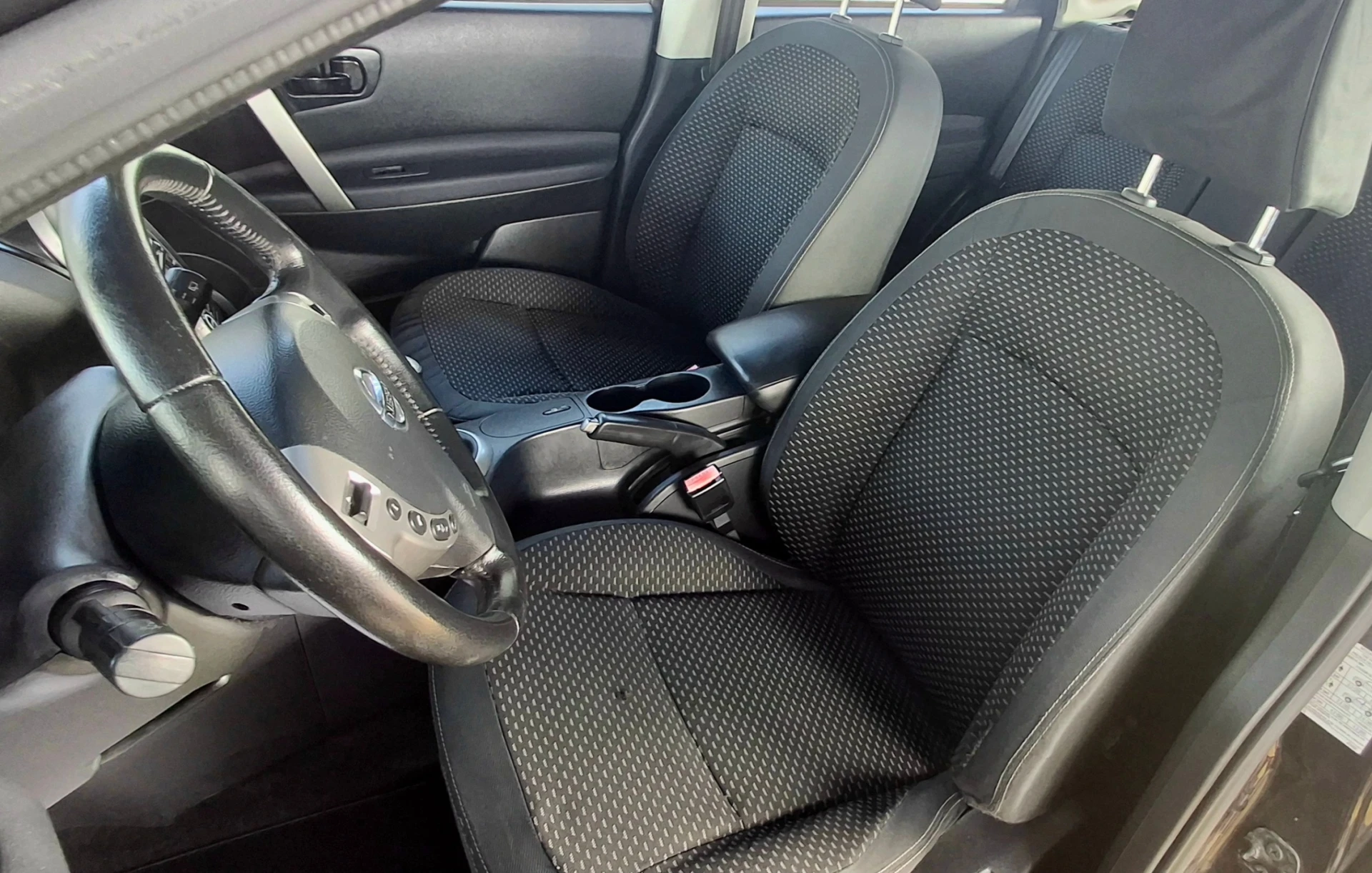 Nissan Qashqai 1.5 dCi Acenta 10