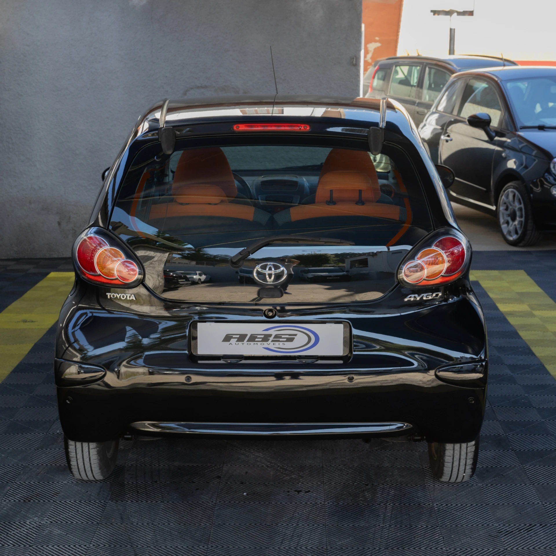 Toyota Aygo 1.0 Orange Edition 6