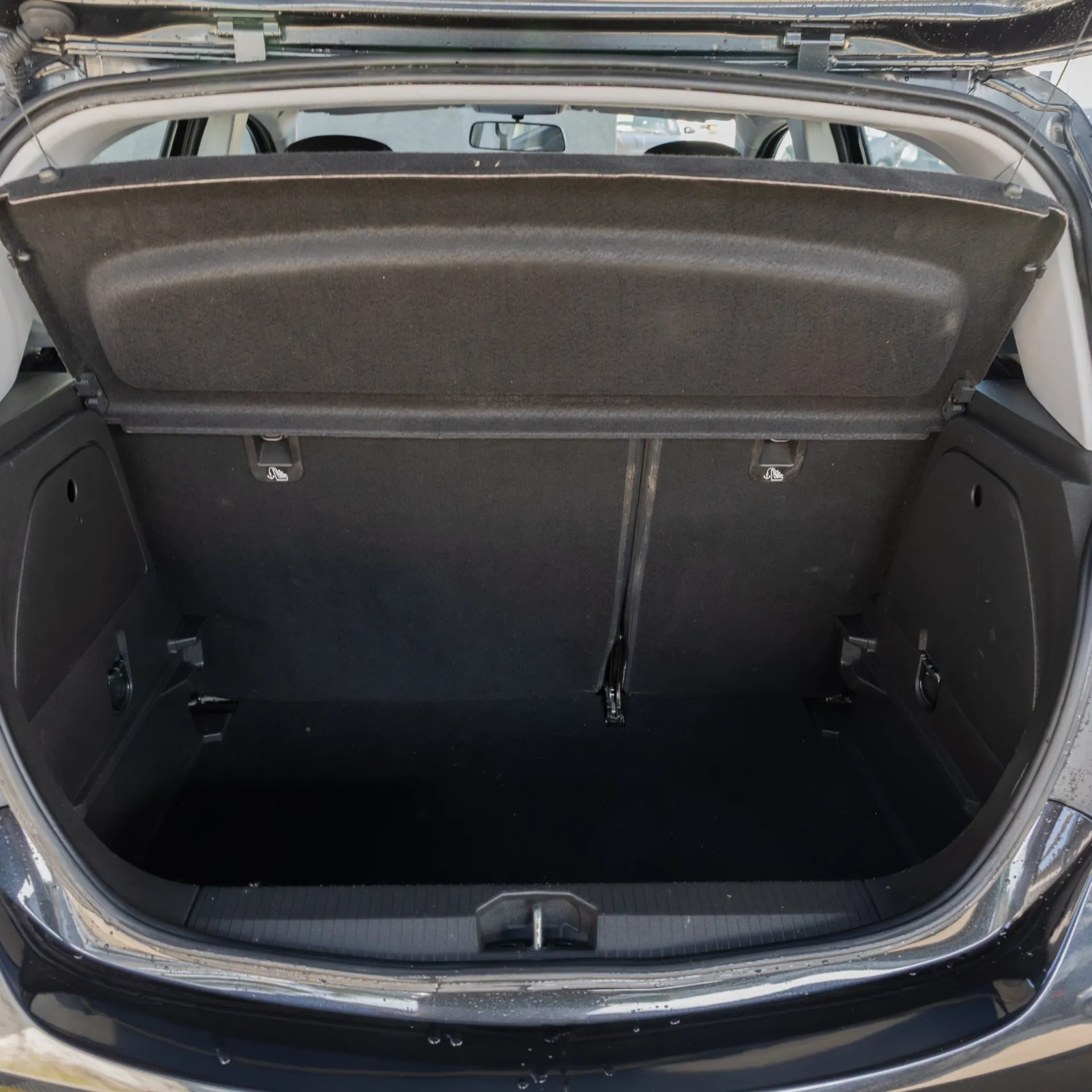 Opel Corsa 1.2 Enjoy 8