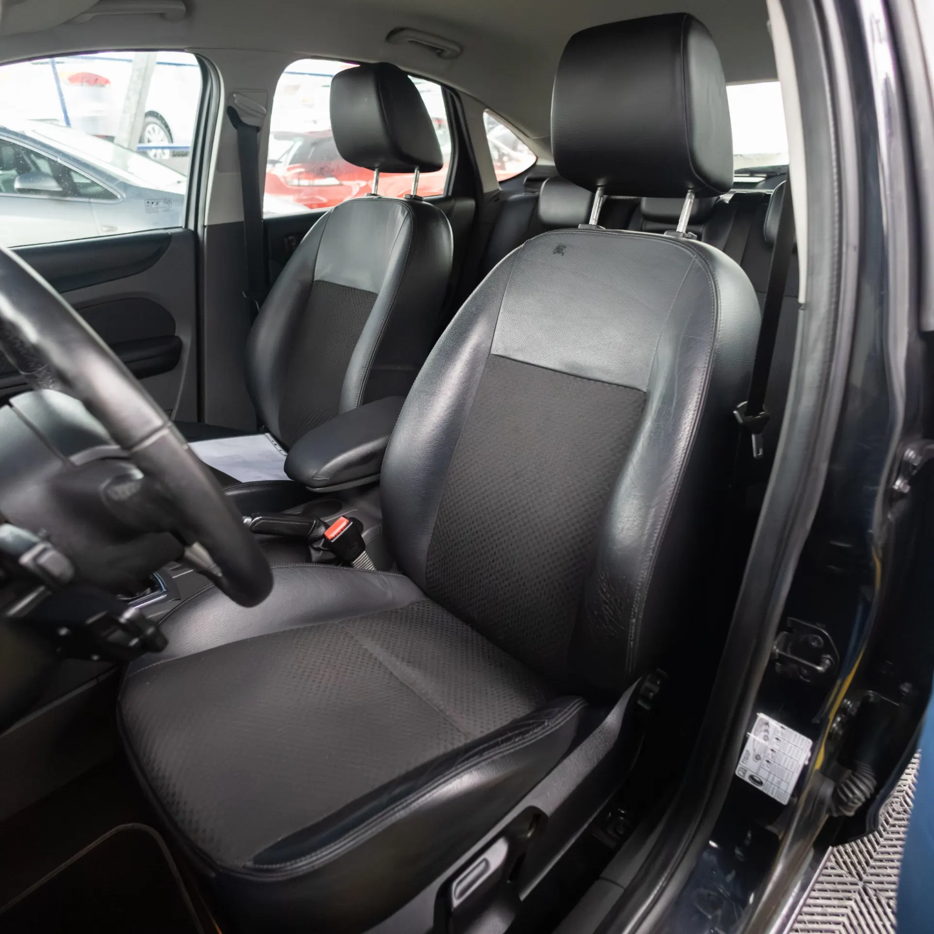 Ford Focus 1.6 TDCi Ghia 8