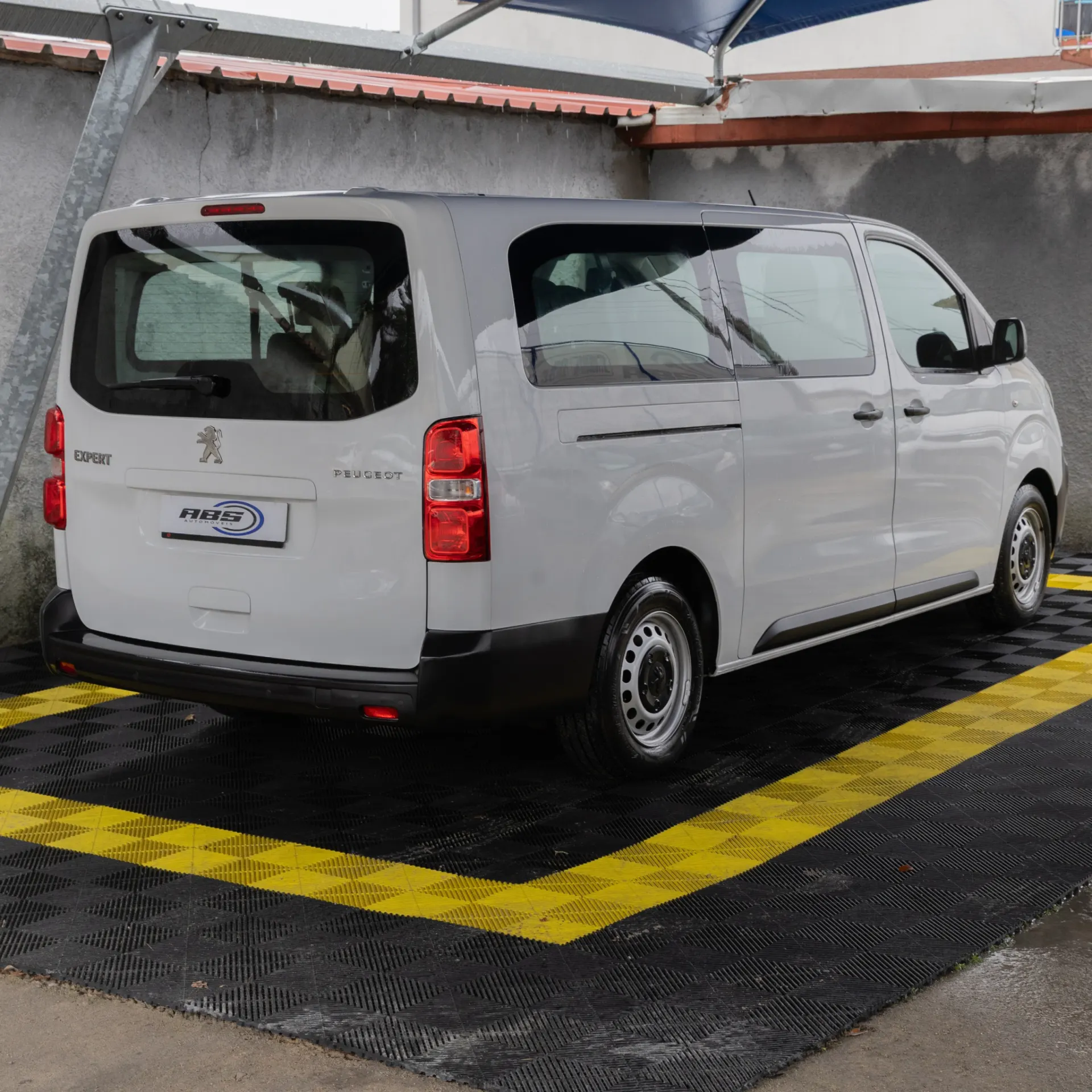 Peugeot Traveller 1.5 BlueHDi 9Lug - Long 5