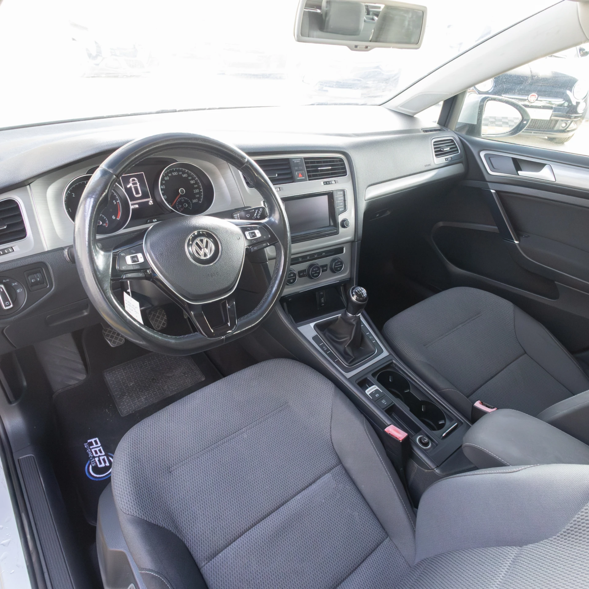 Volkswagen Golf Variant 1.6 TDi BlueMotion Confortline 13