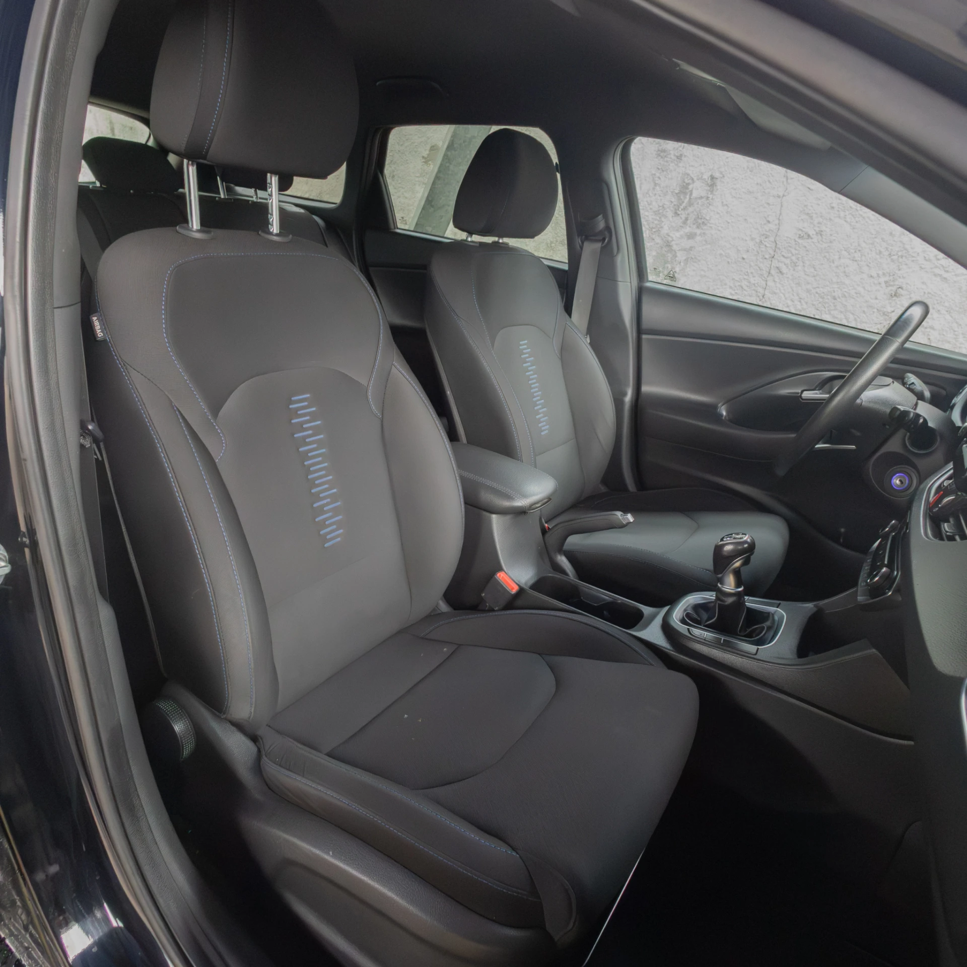 Hyundai i30 SW 1.6 CRDi Blue Comfort+Navi 13