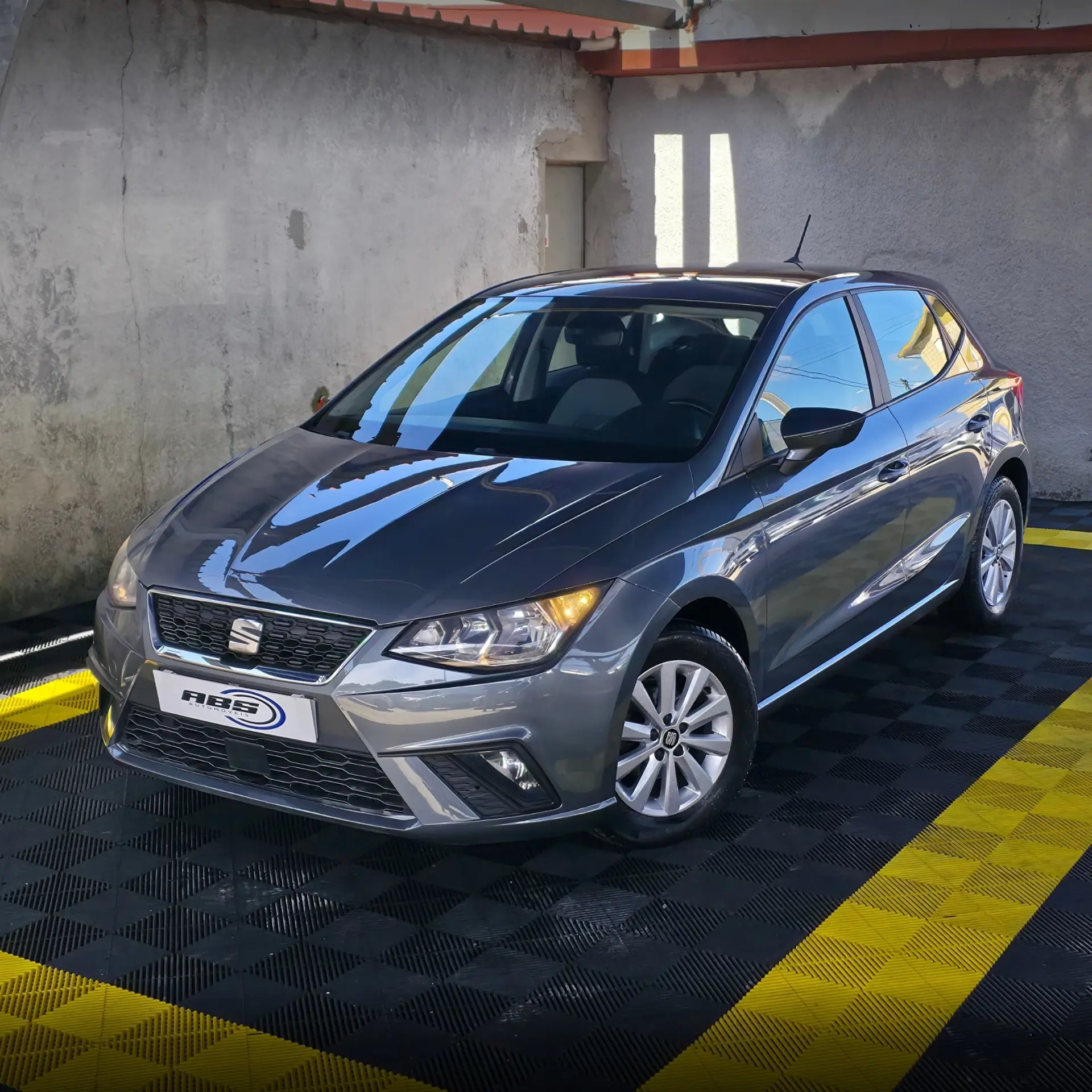 SEAT Ibiza 1.0 Style 1