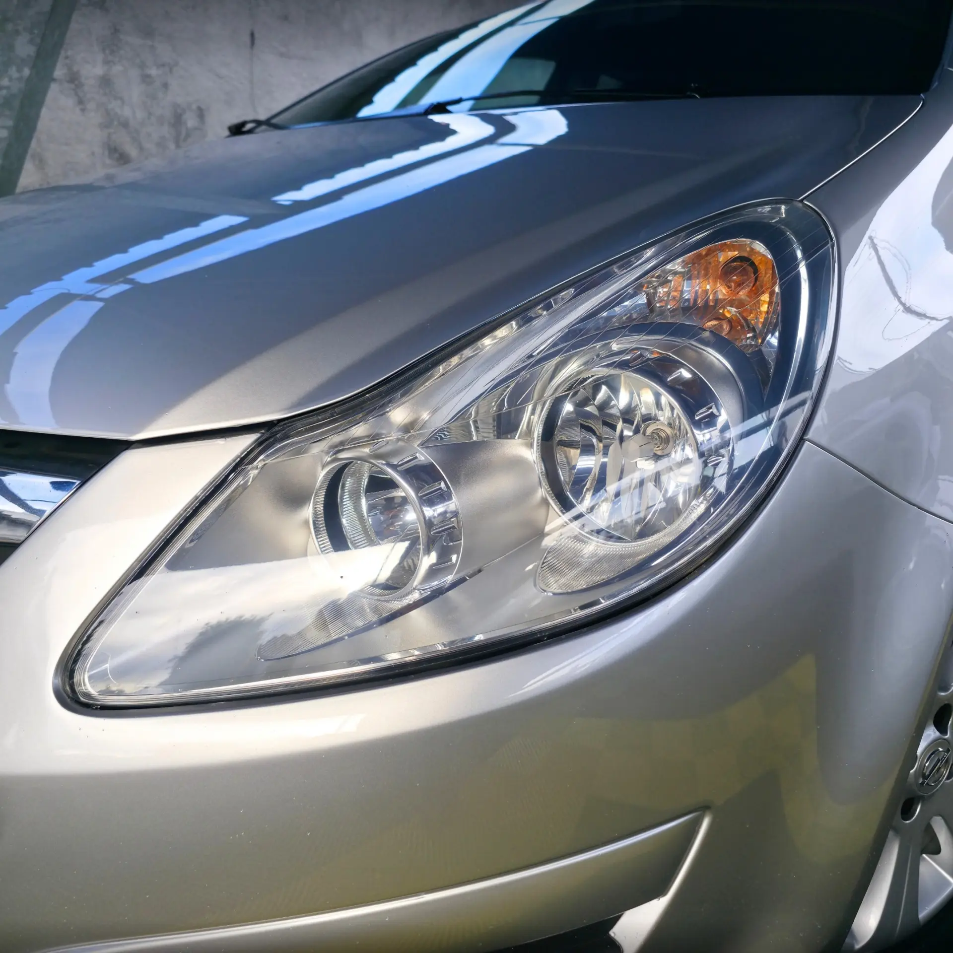 Opel Corsa 1.2 Enjoy 6