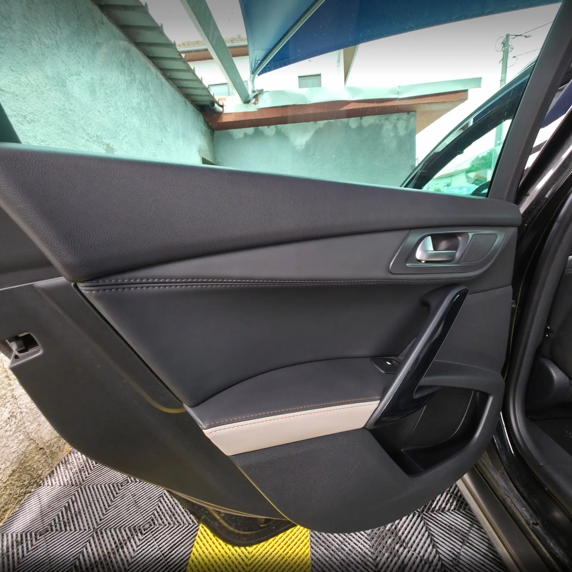 Peugeot 508 RXH 2.0 BlueHDi EAT6 24
