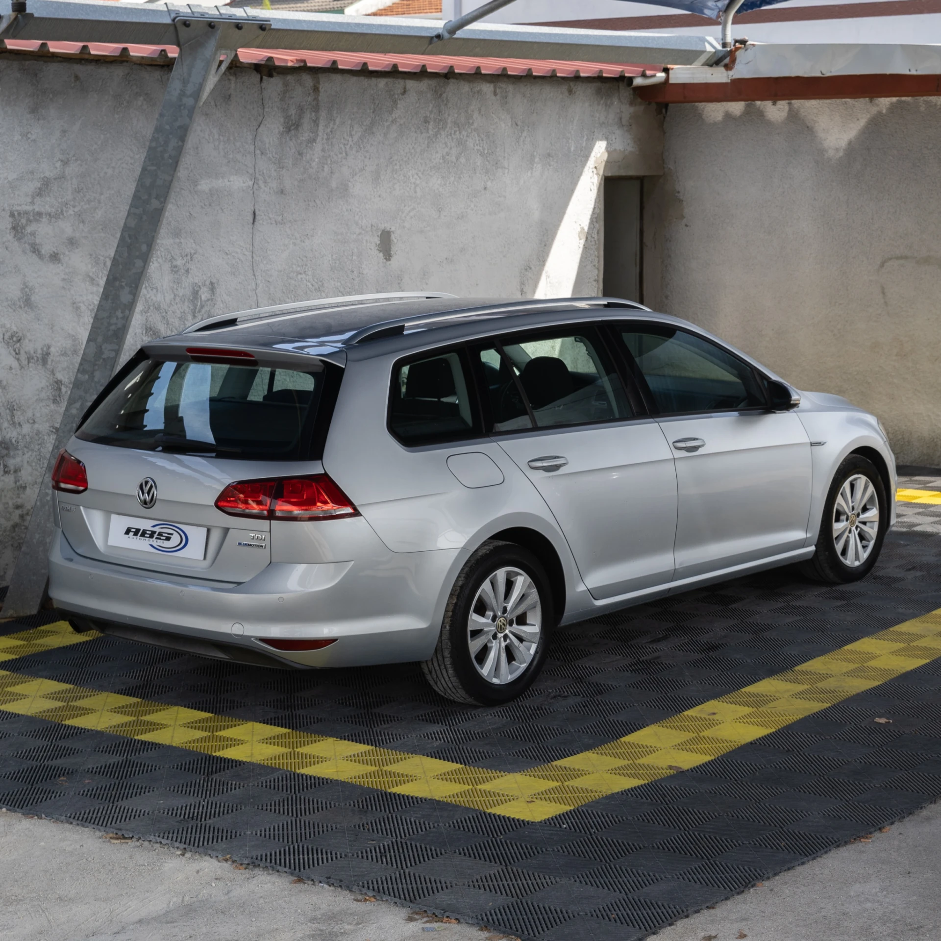 Volkswagen Golf Variant 1.6 TDi BlueMotion Confortline 5