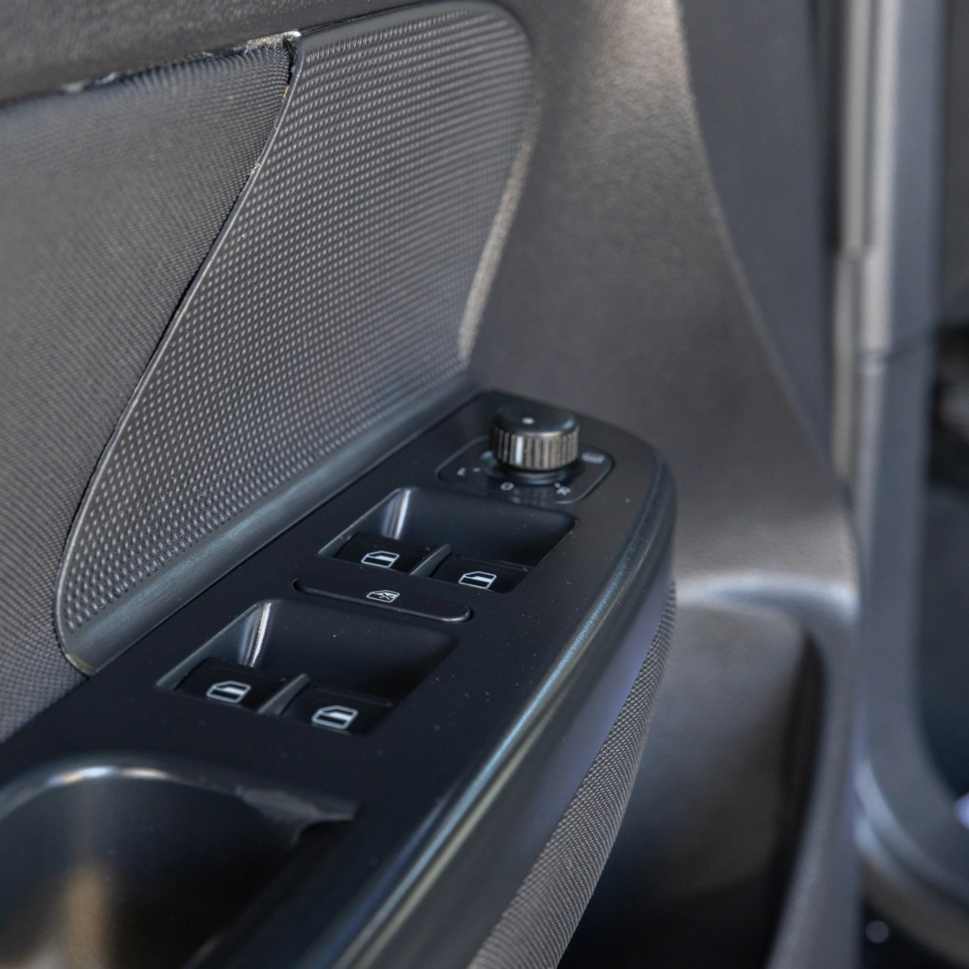 Volkswagen Golf 1.6 TDi Confortline 12