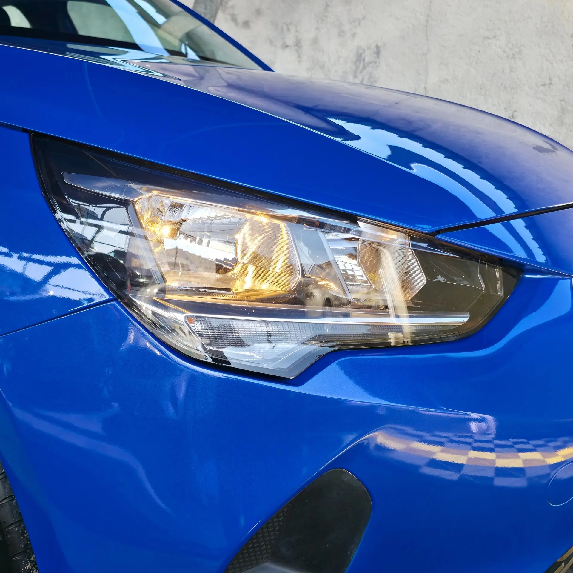 Opel Corsa 1.2 Elegance 8