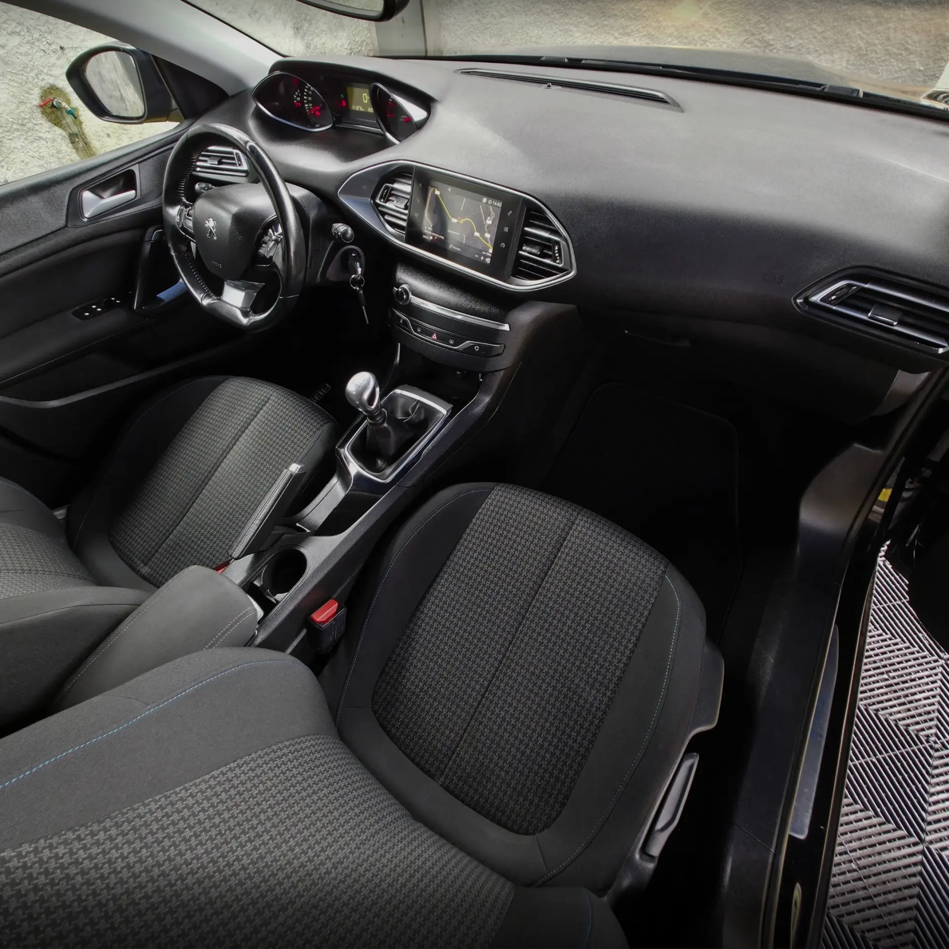 Peugeot 308 1.5 BlueHDi Style 16