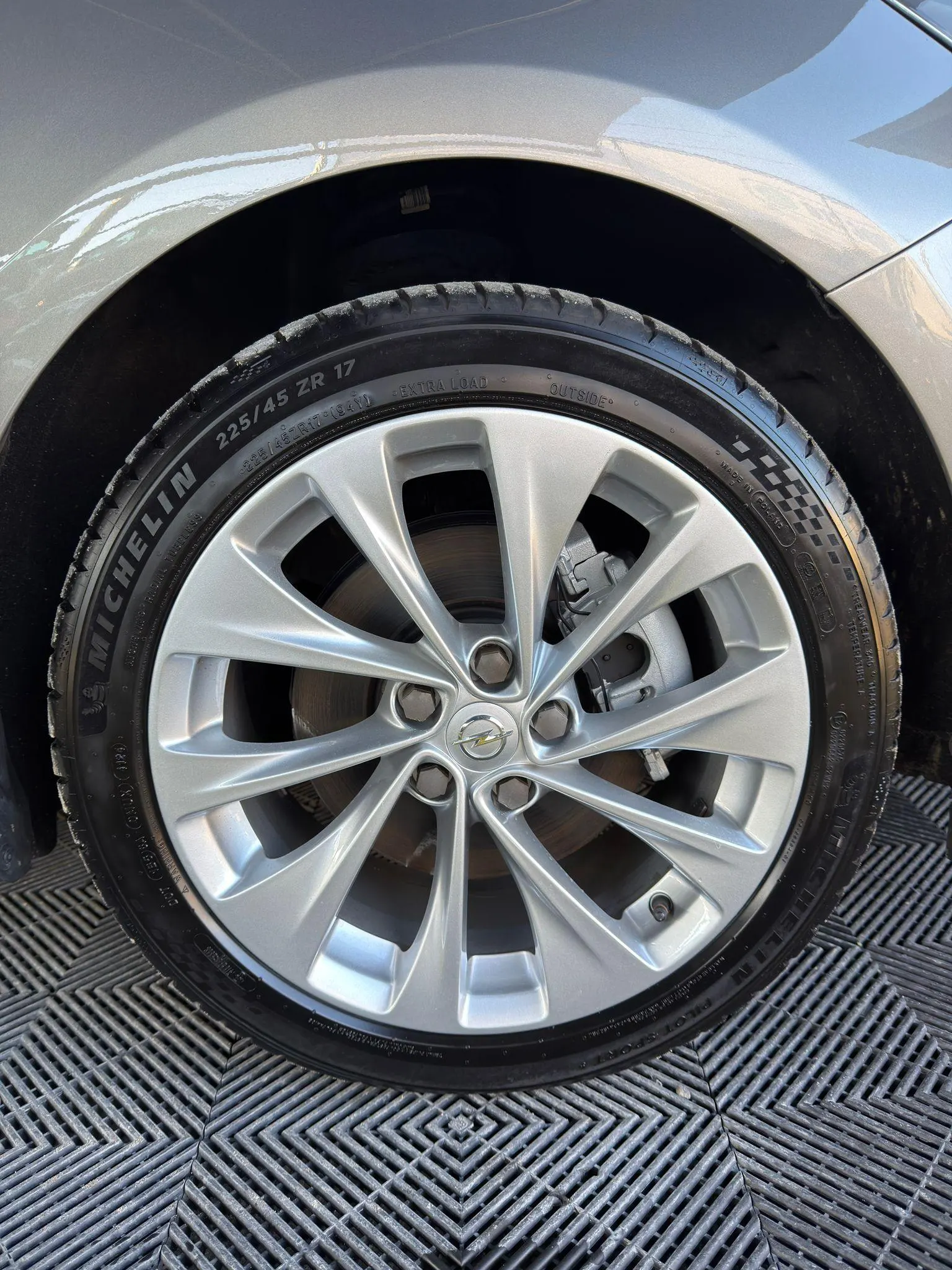 Opel Astra Sports Tourer 14