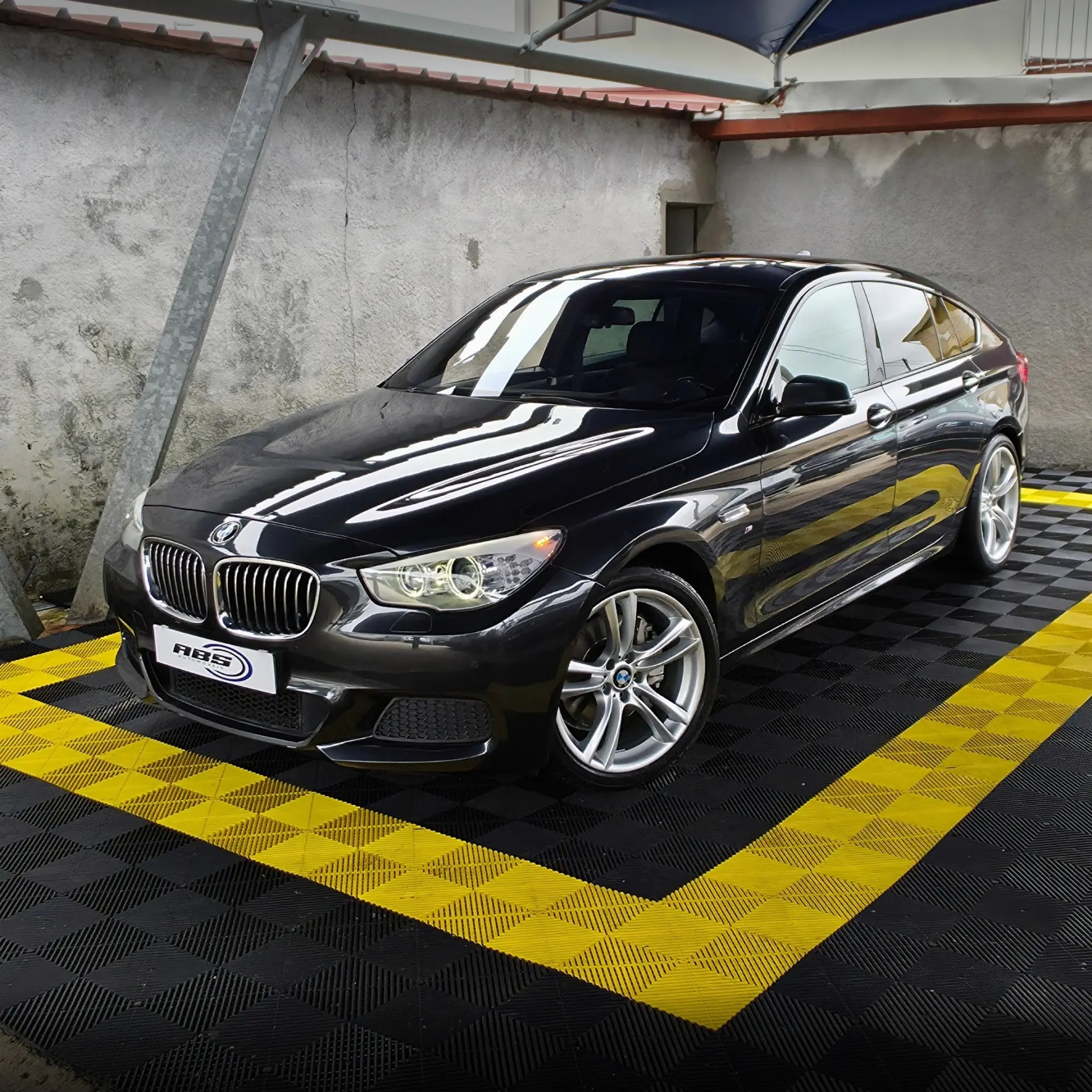 BMW 520 Gran Turismo PACK M 1